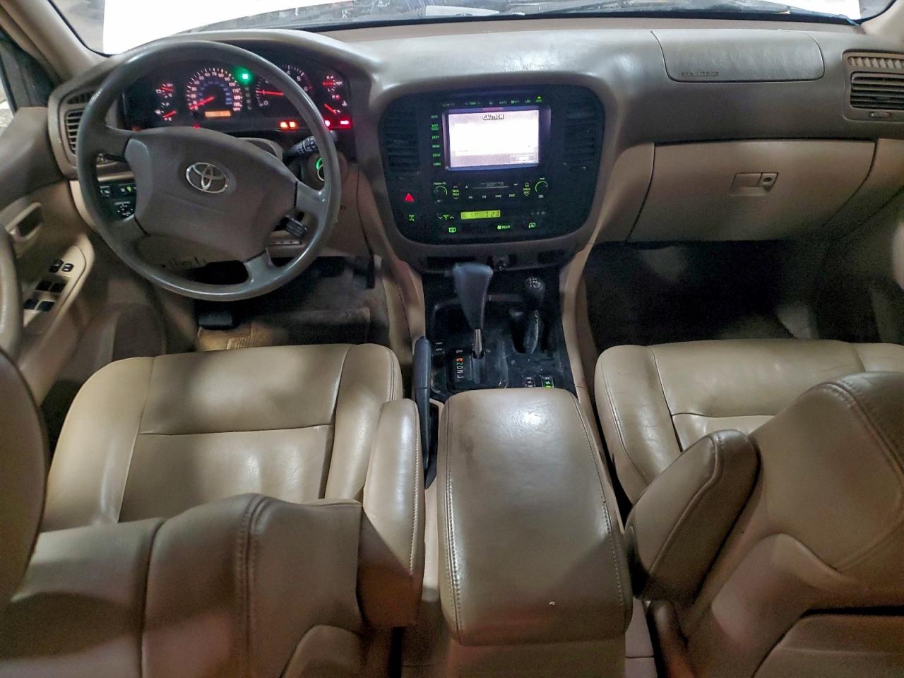 2002 Toyota Land Cruiser White vin: JTEHT05J422029211
