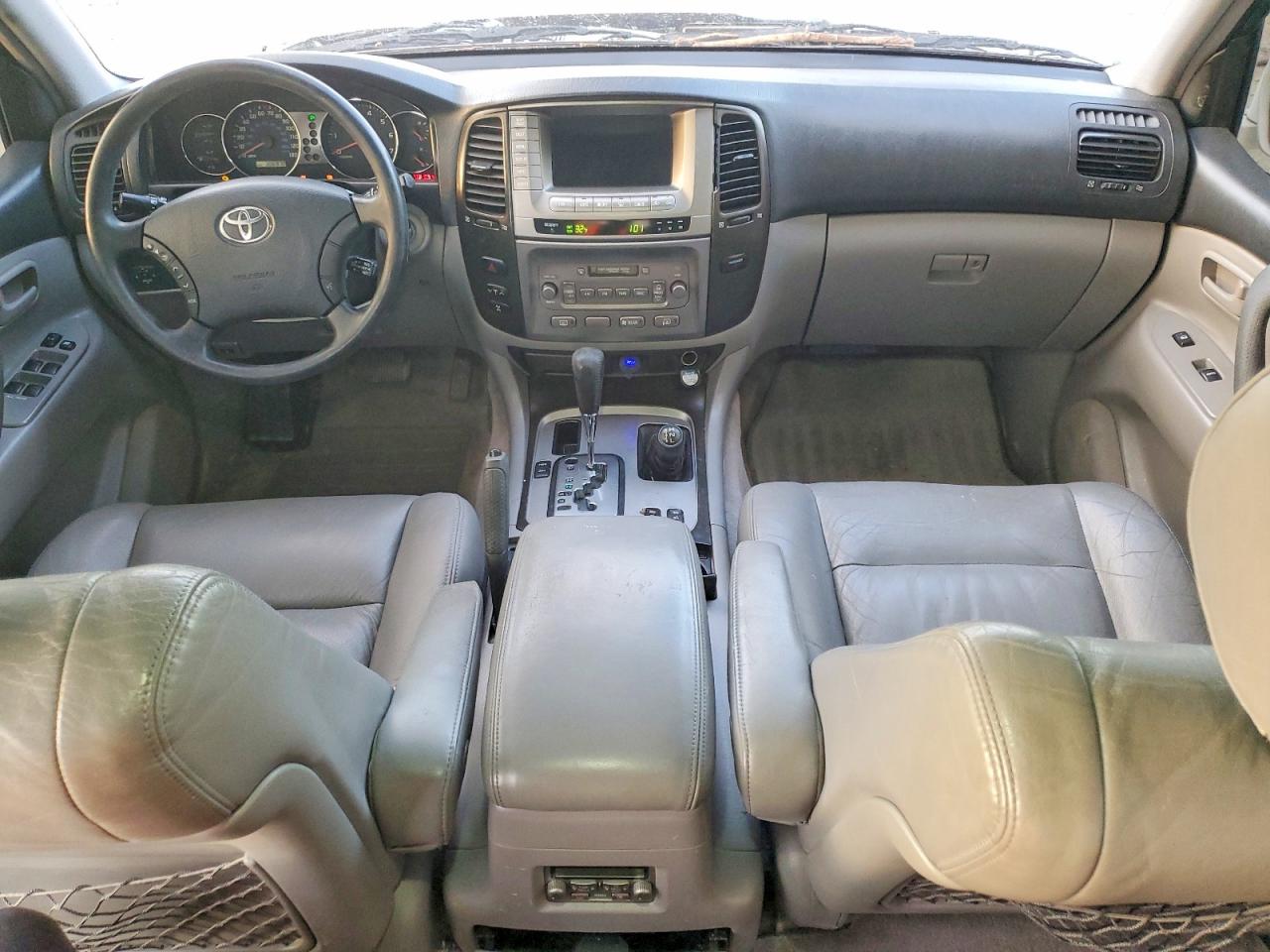 2003 Toyota Land Cruiser White vin: JTEHT05J432037777