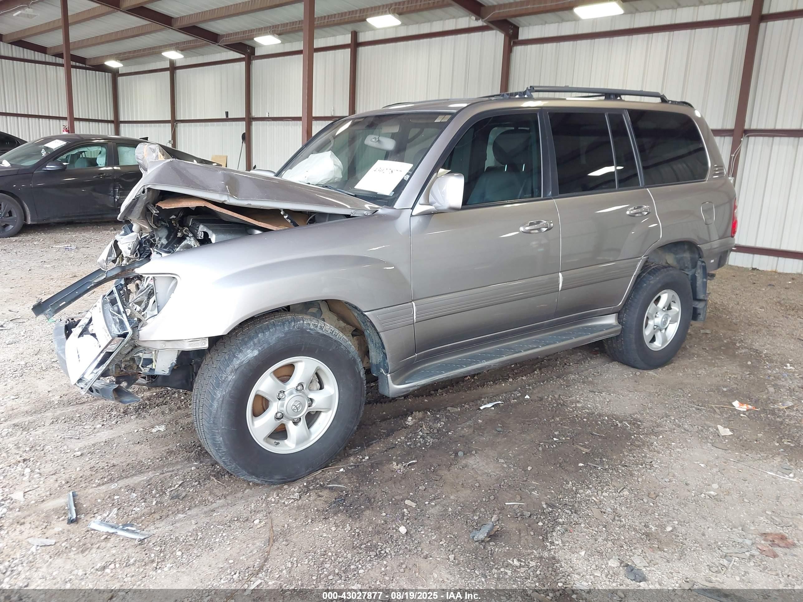 2004 Toyota Land Cruiser   Gray vin: JTEHT05J442057691