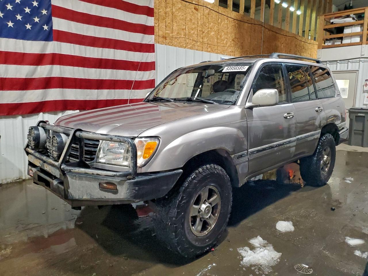 2002 Toyota Land Cruiser Silver vin: JTEHT05J522029640