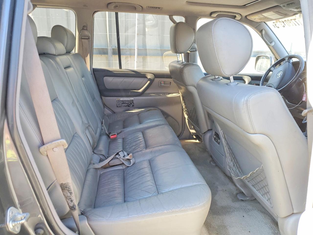 2003 Toyota Land Cruiser Gray vin: JTEHT05J532034032