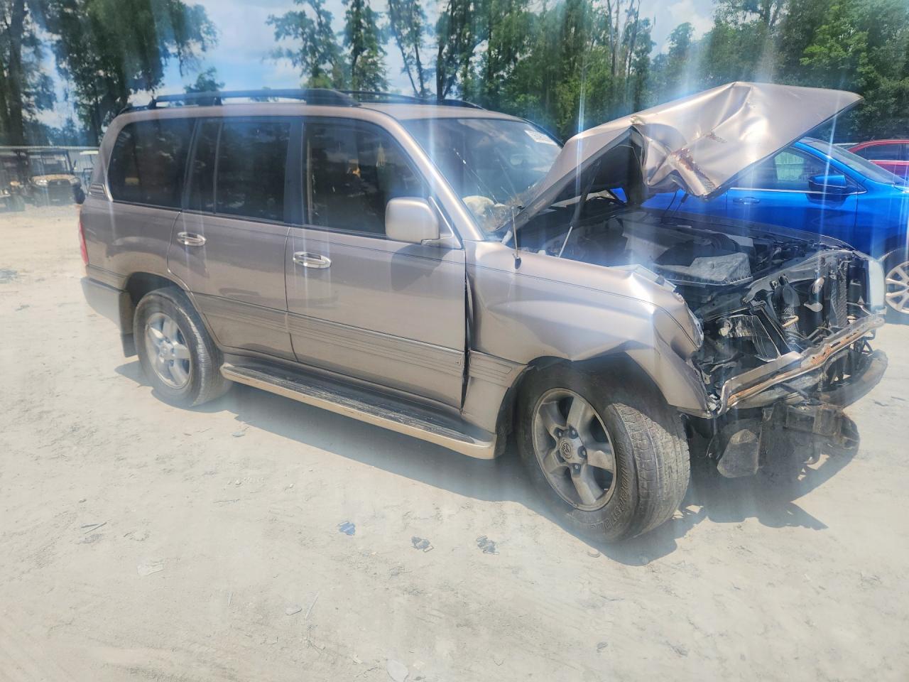 2003 Toyota Land Cruiser Base Silver vin: JTEHT05J532037822