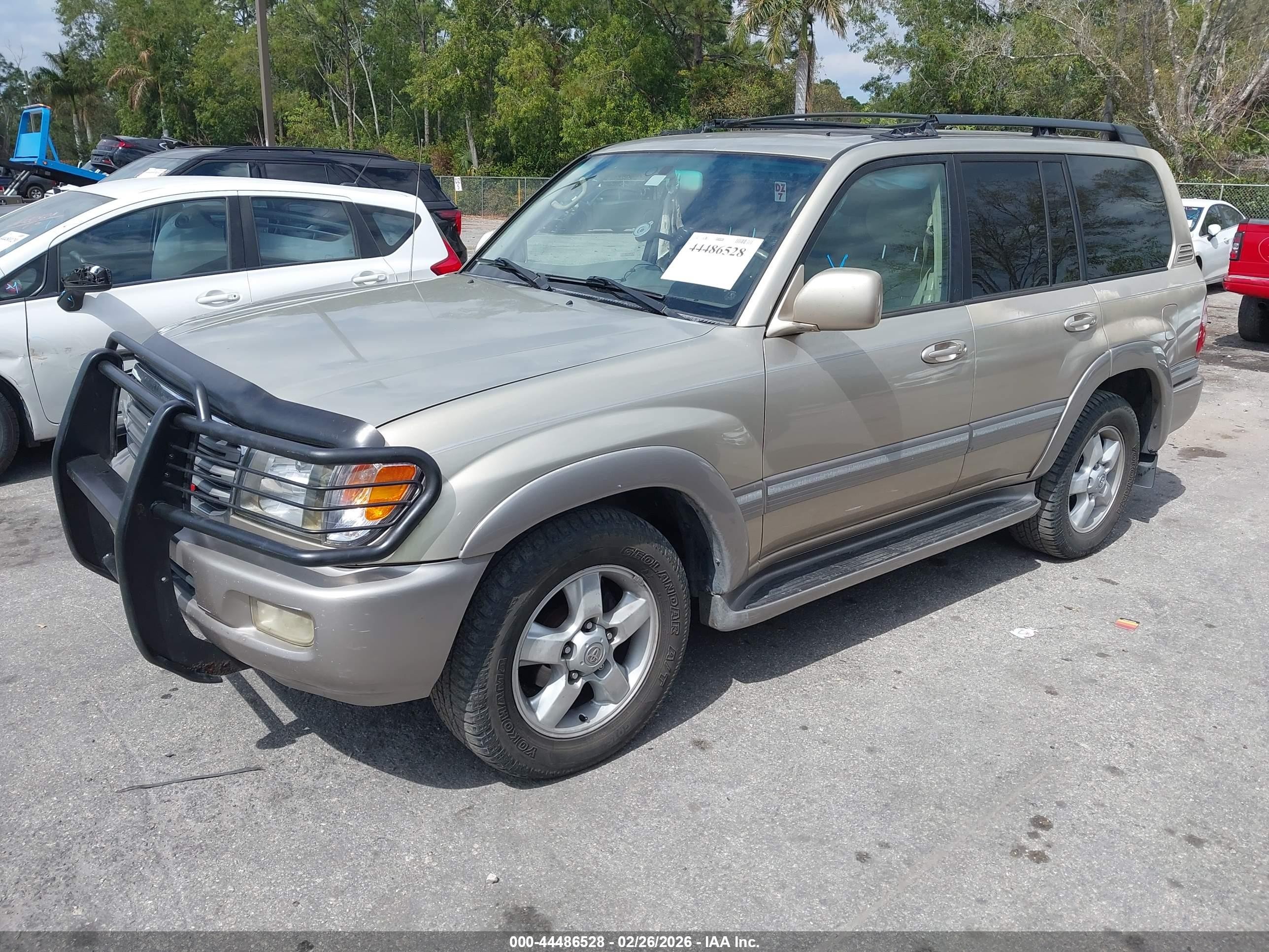 2004 Toyota Land Cruiser   Tan vin: JTEHT05J542064973