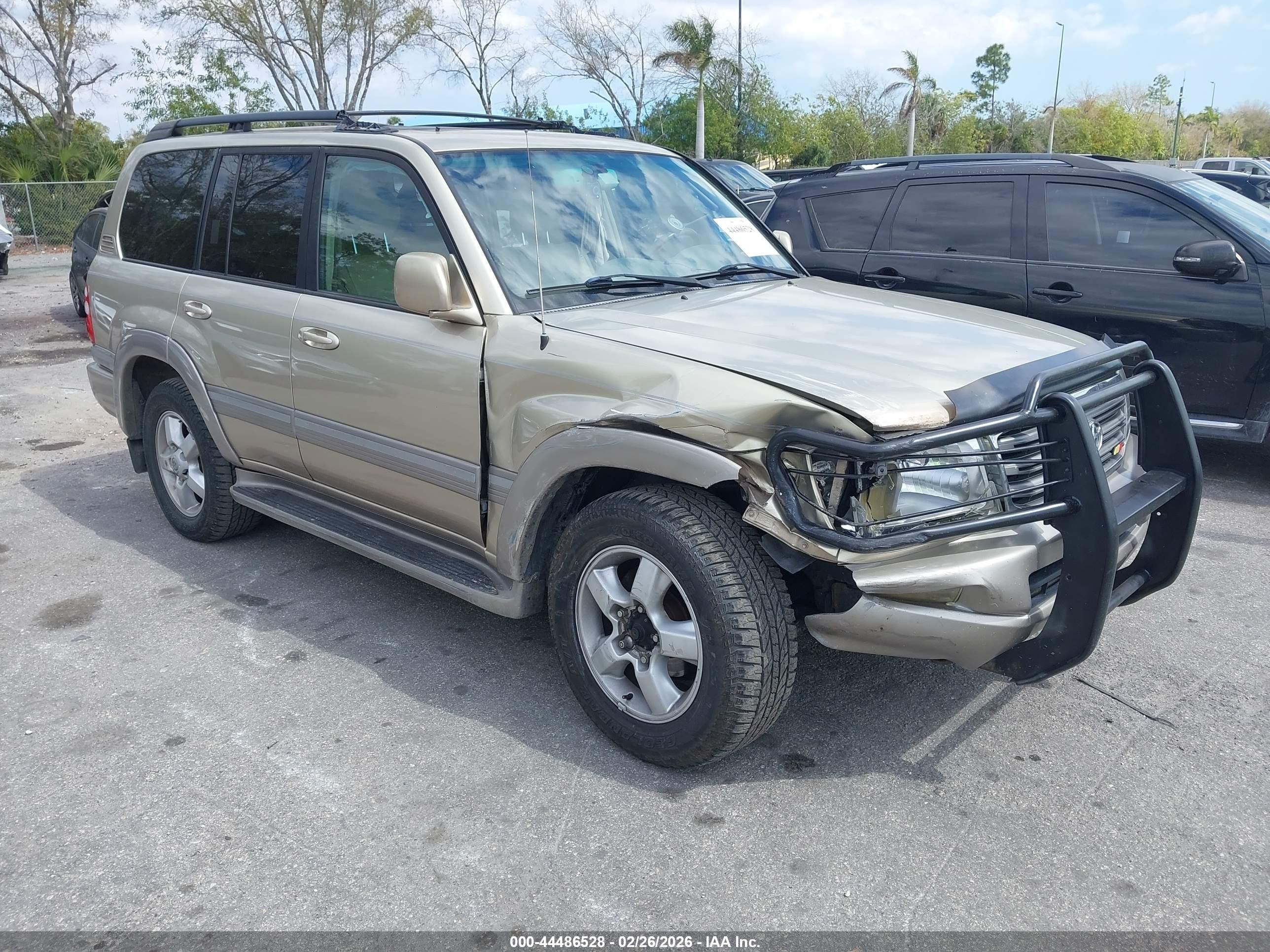 2004 Toyota Land Cruiser   Tan vin: JTEHT05J542064973
