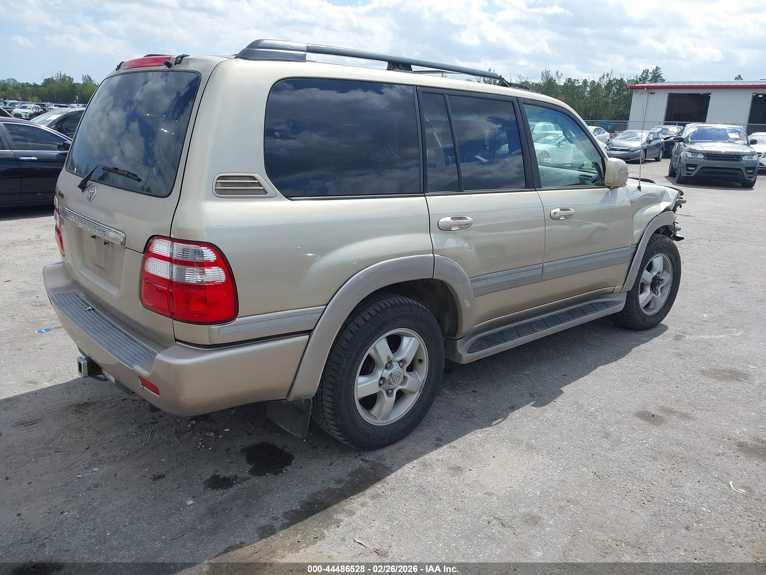 2004 Toyota Land Cruiser   Tan vin: JTEHT05J542064973