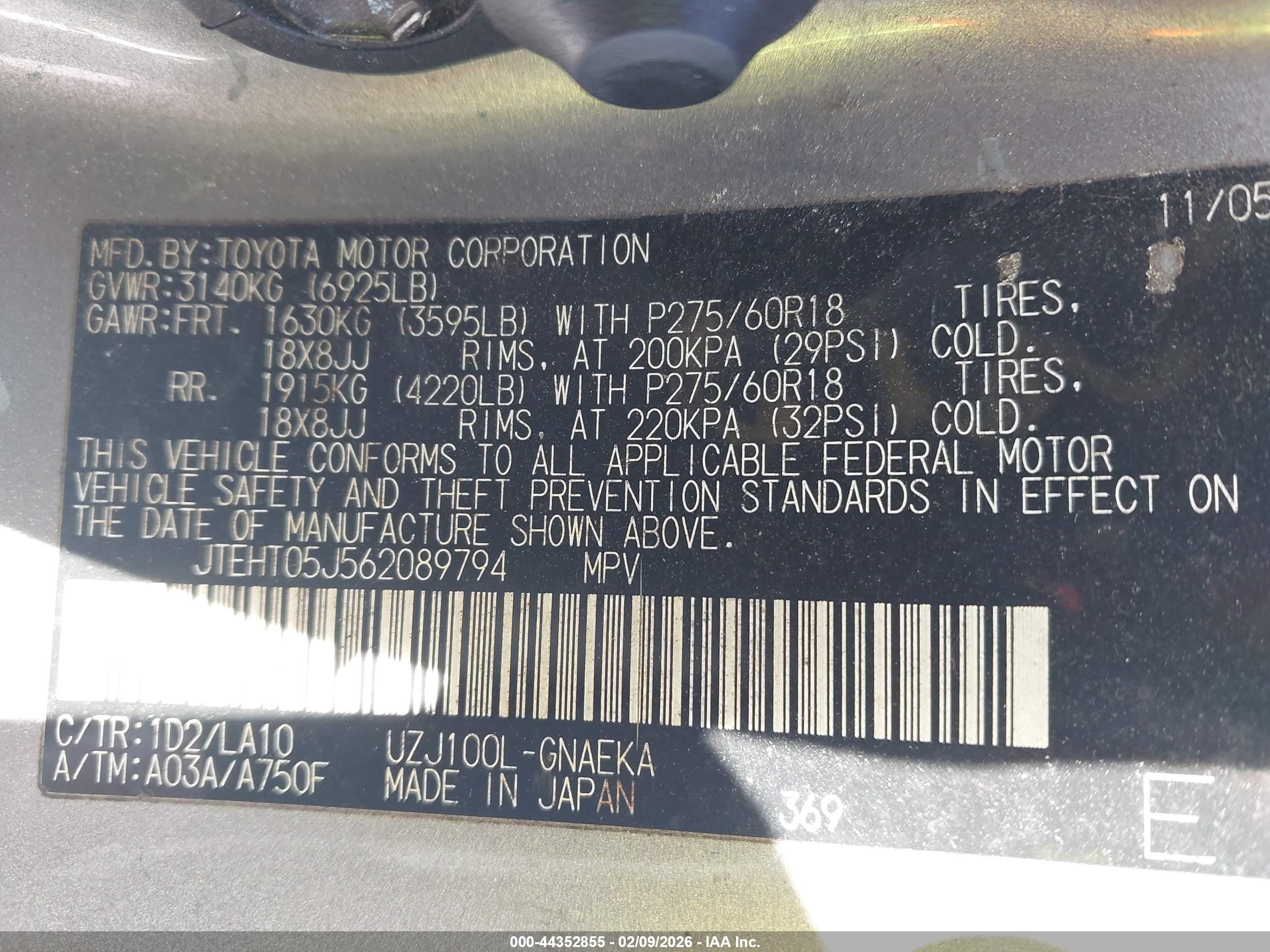 2006 Toyota Land Cruiser V8 Silver vin: JTEHT05J562089794