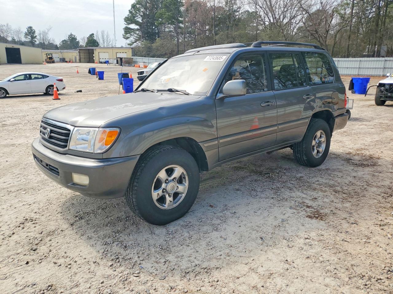 2002 Toyota Land Cruiser Base Gray vin: JTEHT05J622019571