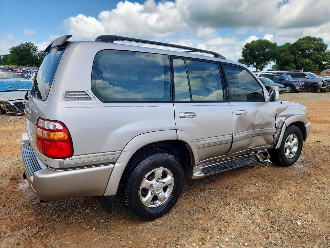 2002 Toyota Land Cruiser Base Серебряный vin: JTEHT05J622025712