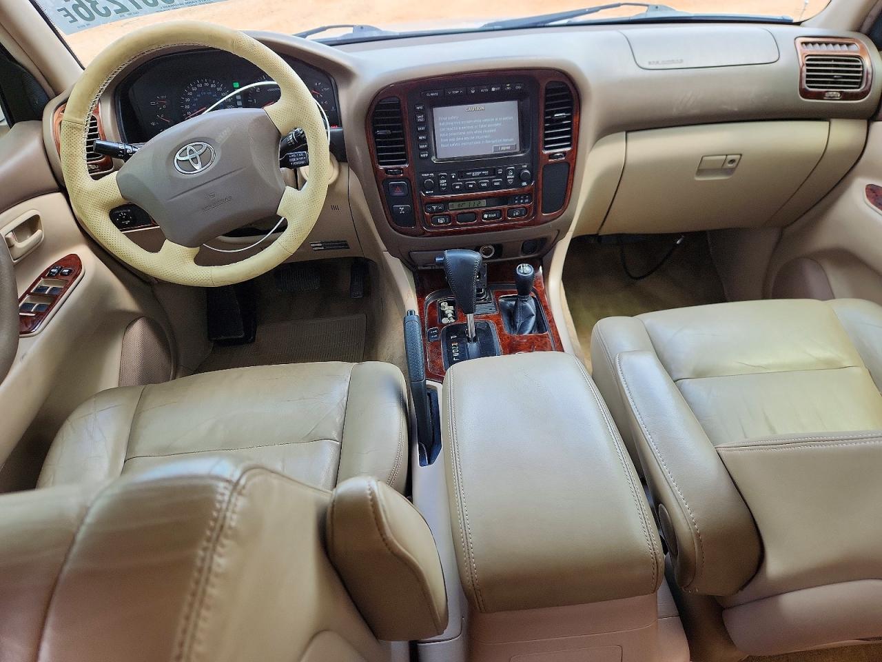2002 Toyota Land Cruiser Base Серебряный vin: JTEHT05J622025712