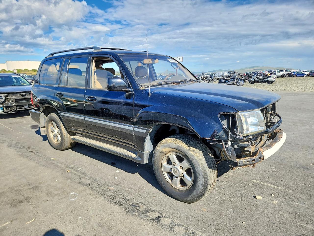 2002 Toyota Land Cruiser Base Black vin: JTEHT05J622027685
