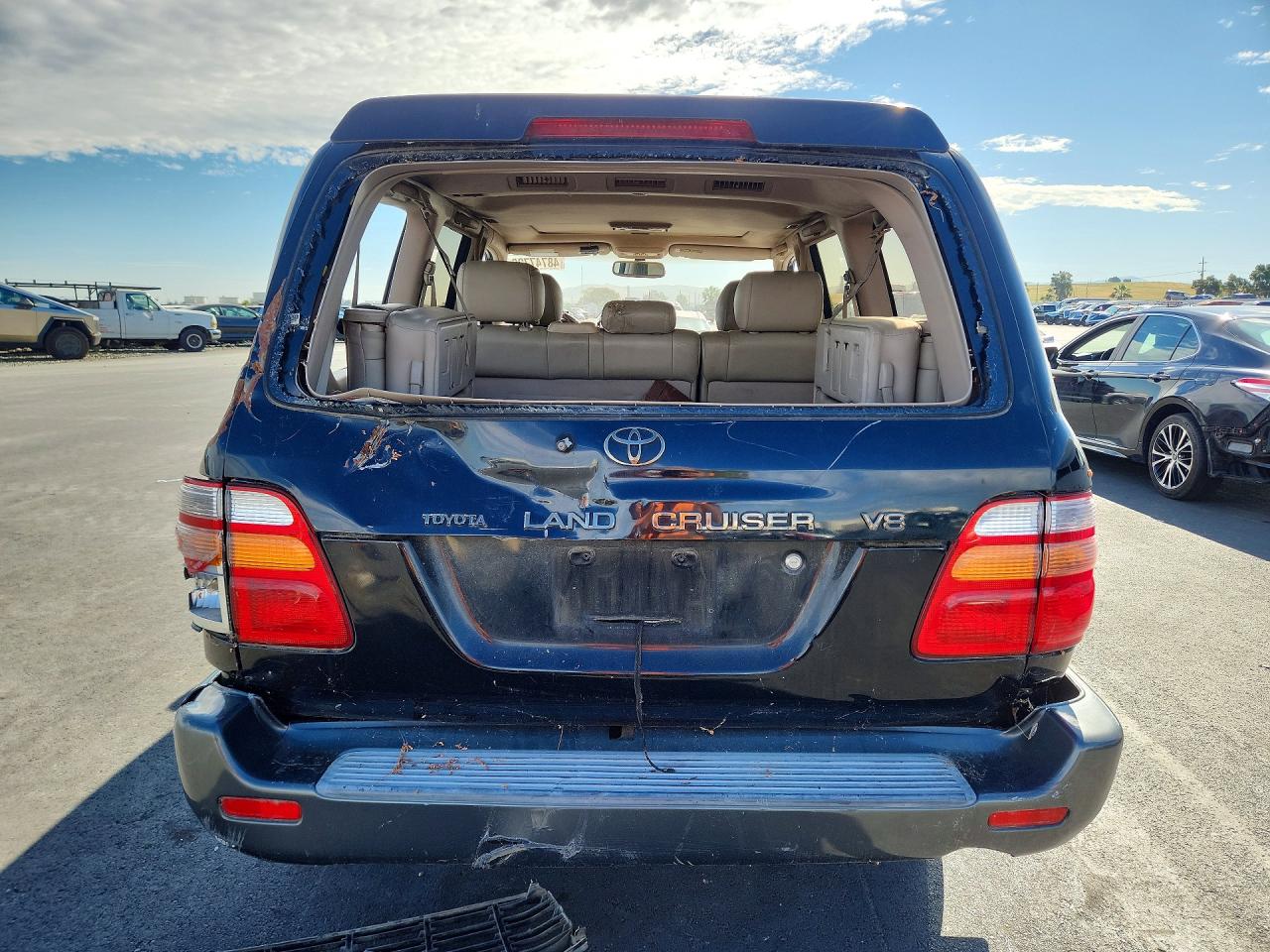 2002 Toyota Land Cruiser Base Black vin: JTEHT05J622027685