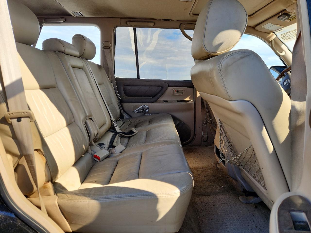 2002 Toyota Land Cruiser Base Black vin: JTEHT05J622027685