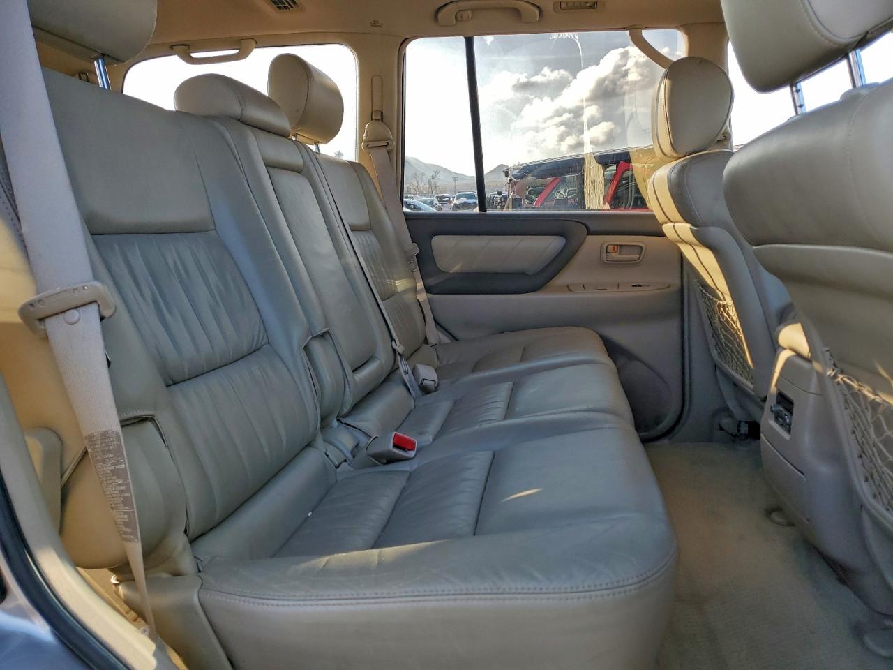 2003 Toyota Land Cruiser Silver vin: JTEHT05J632031737