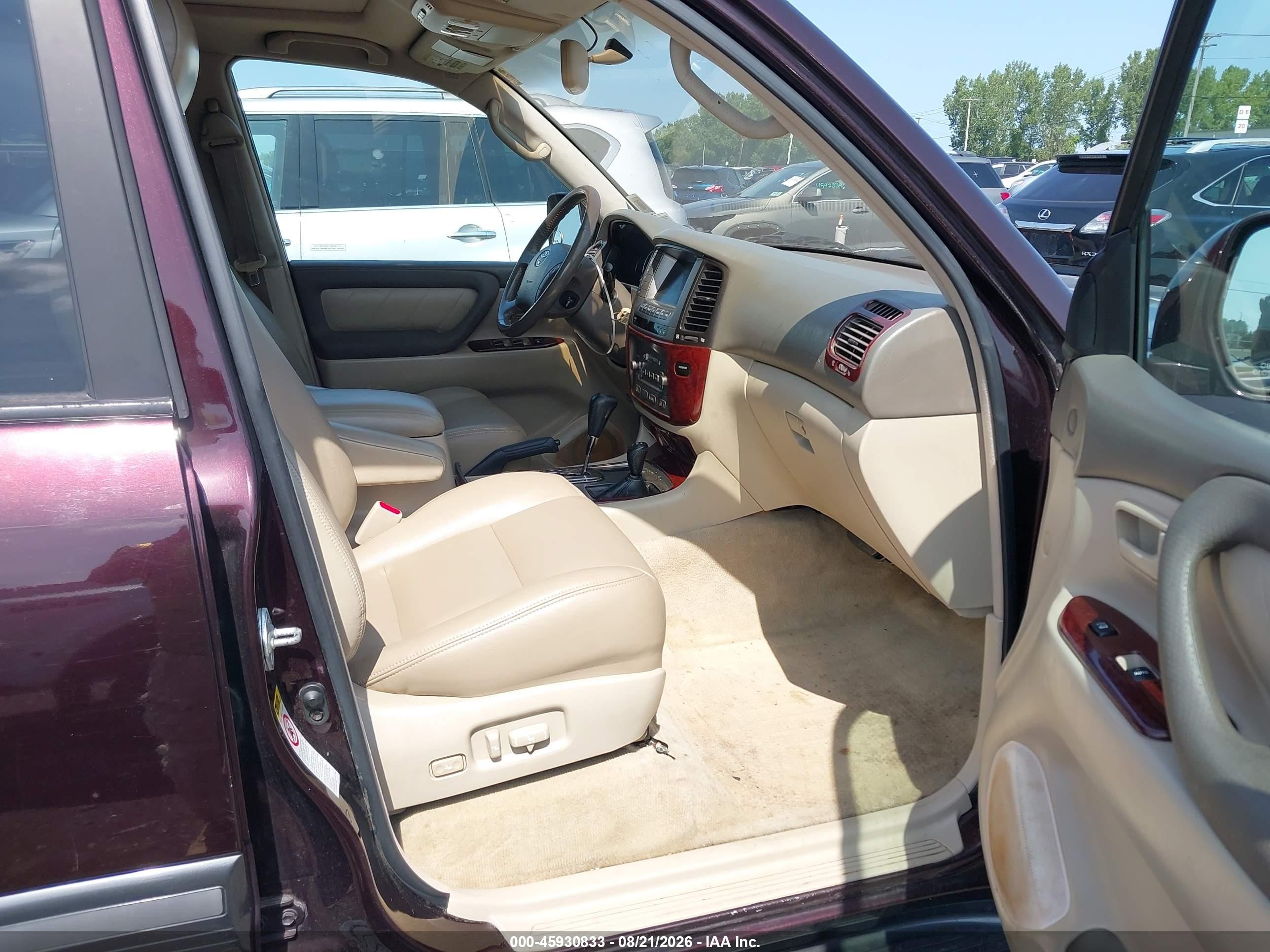 2005 Toyota Land Cruiser V8 Burgundy vin: JTEHT05J652075353
