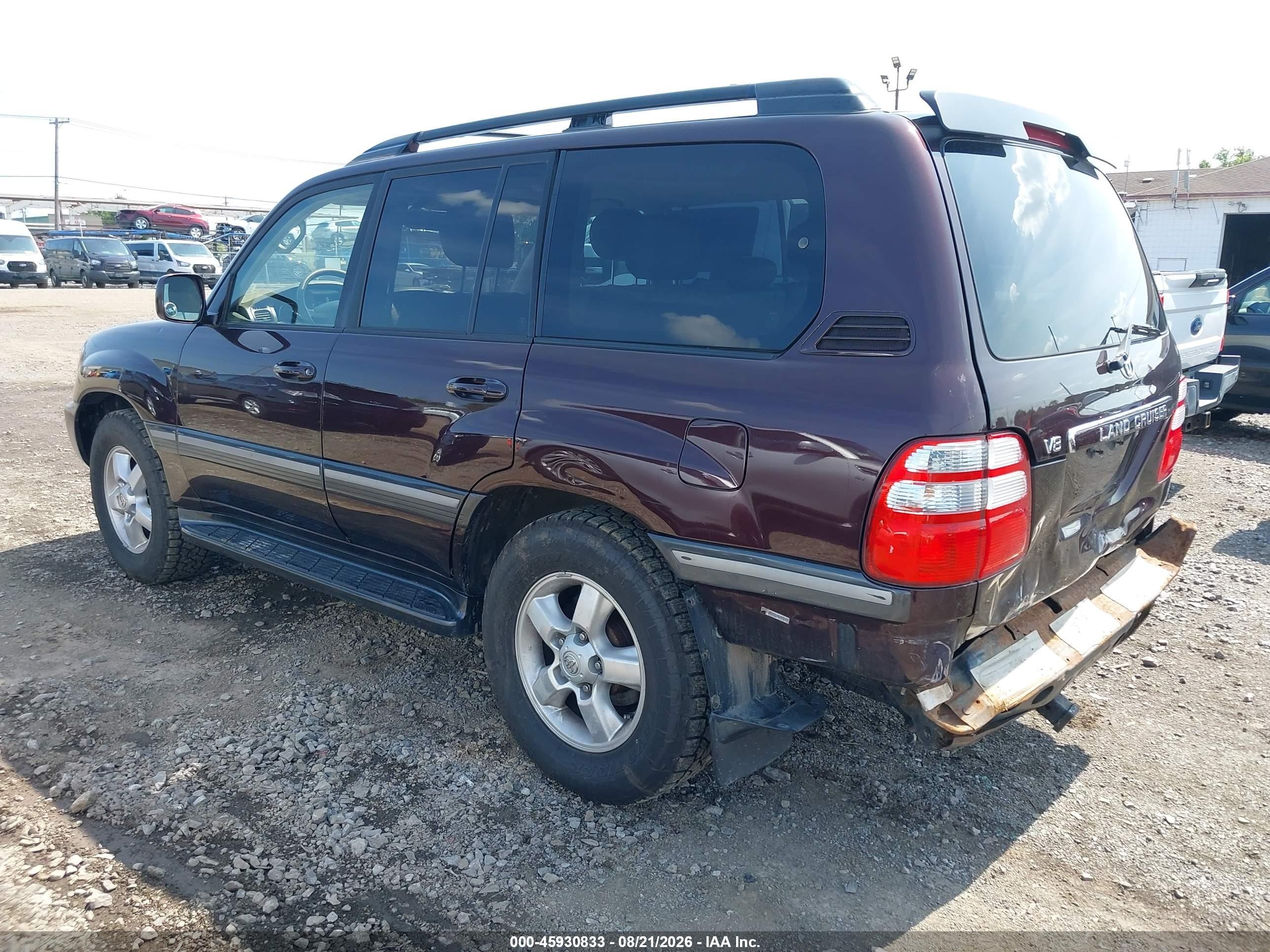 2005 Toyota Land Cruiser V8 Burgundy vin: JTEHT05J652075353