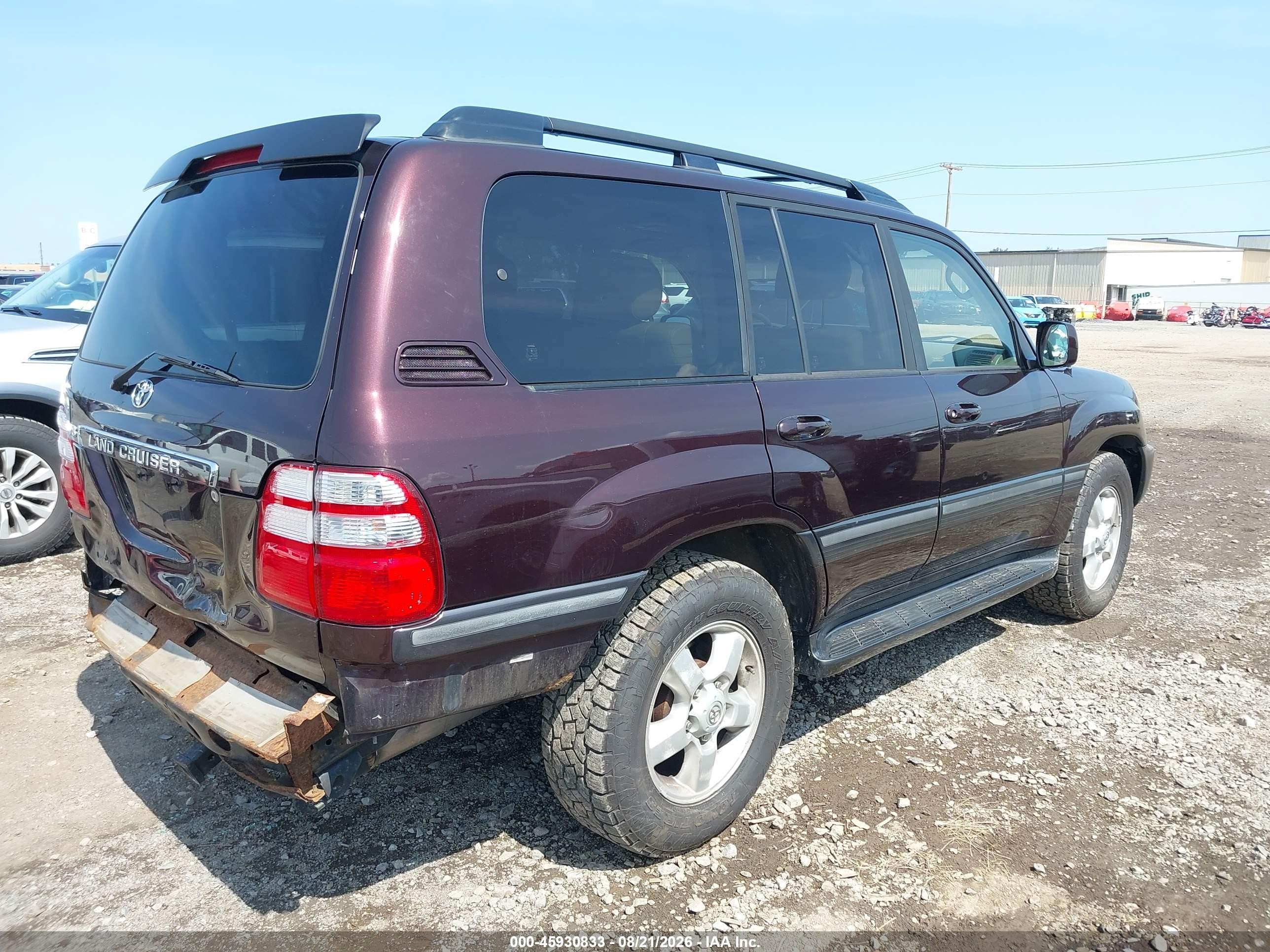2005 Toyota Land Cruiser V8 Burgundy vin: JTEHT05J652075353