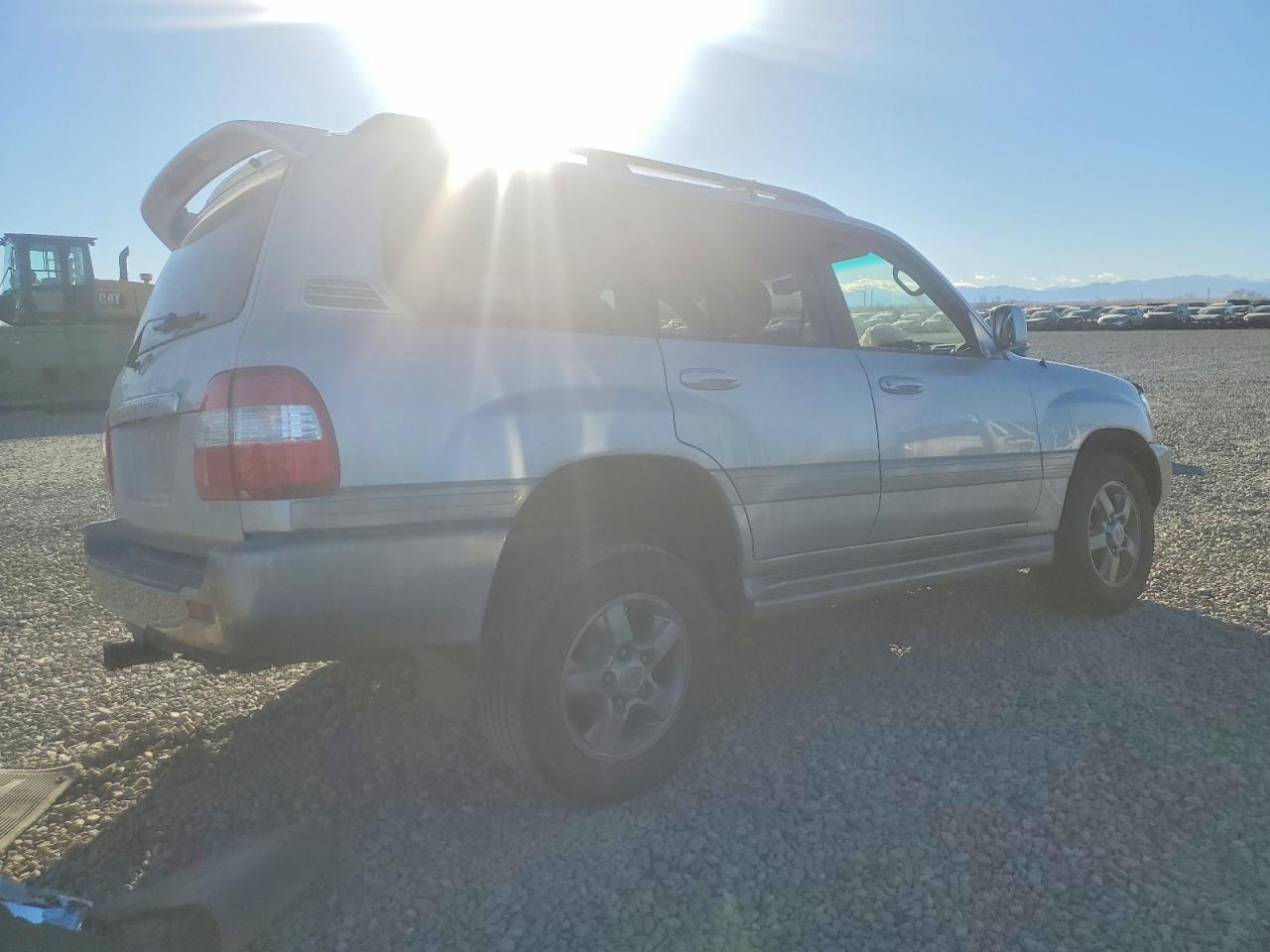 2006 Toyota Land Cruiser Silver vin: JTEHT05J662086659