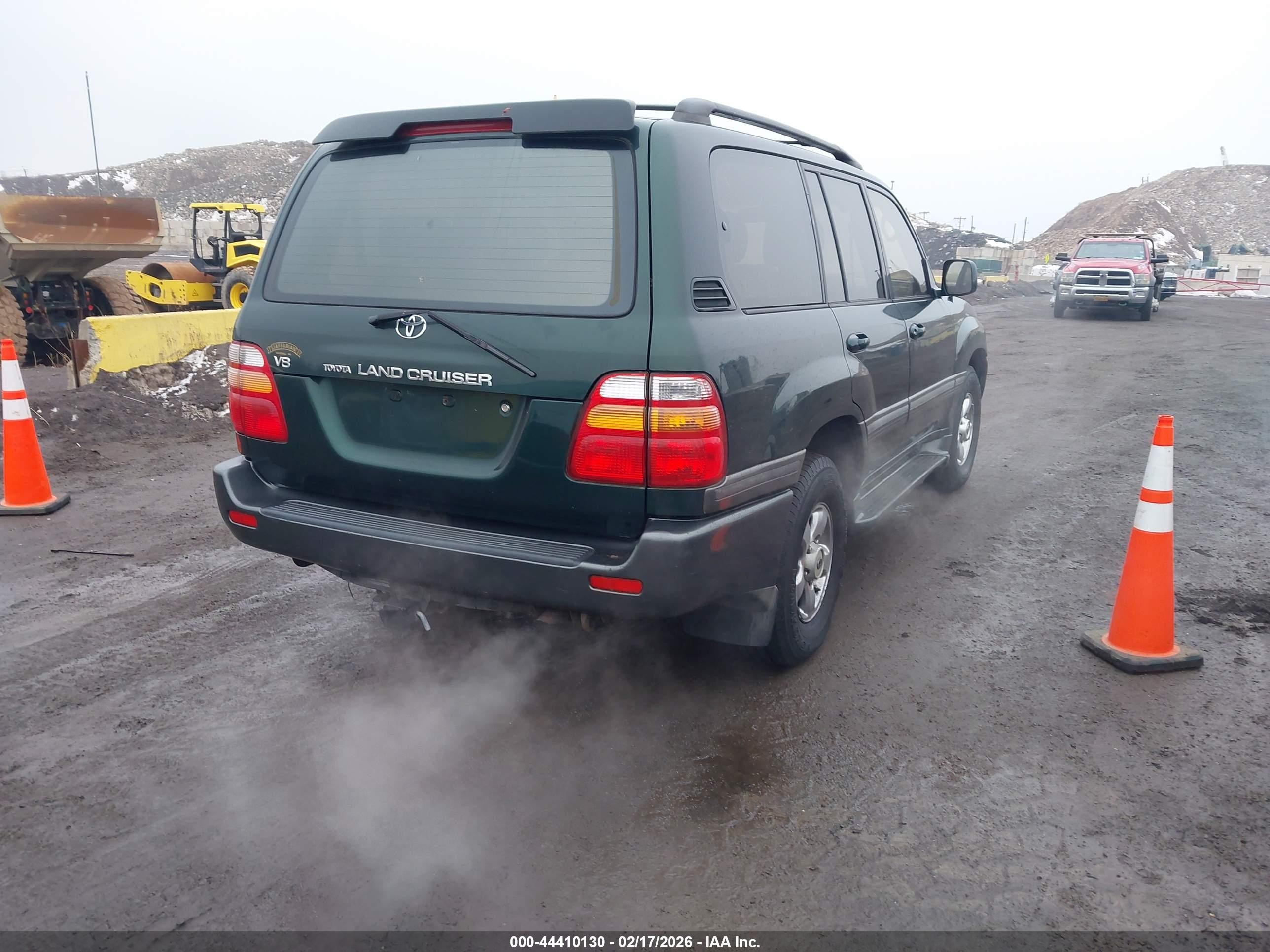 2001 Toyota Land Cruiser   Green vin: JTEHT05J712001367