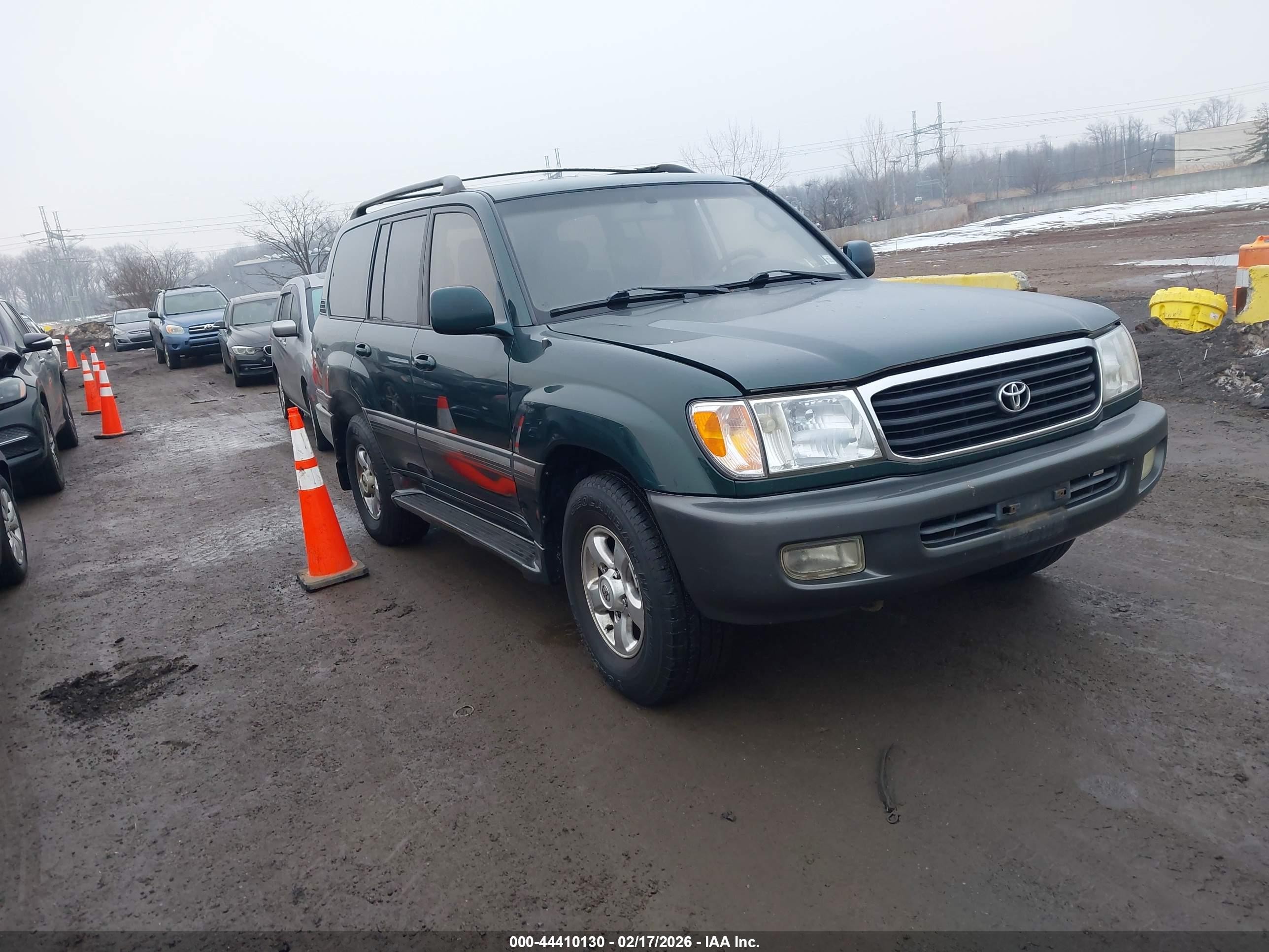 2001 Toyota Land Cruiser   Green vin: JTEHT05J712001367