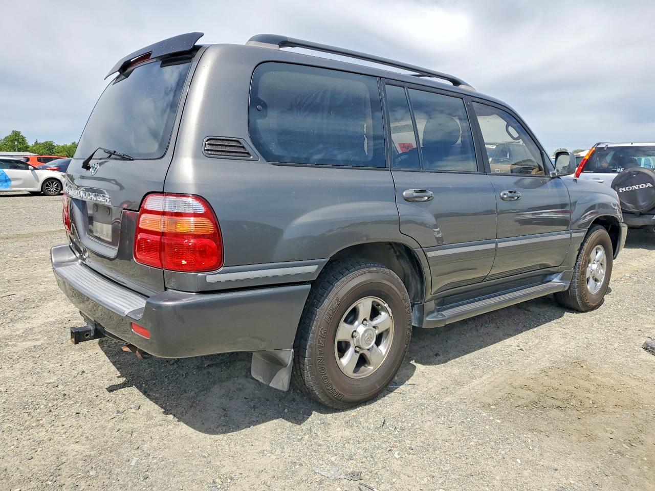 2002 Toyota Land Cruiser Base Gray vin: JTEHT05J722024245