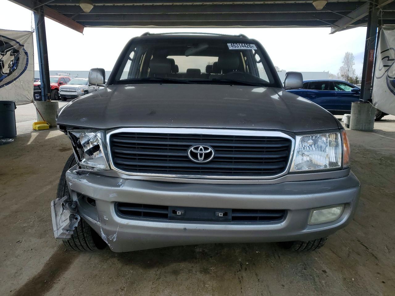 2002 Toyota Land Cruiser Base Серебряный vin: JTEHT05J722026402