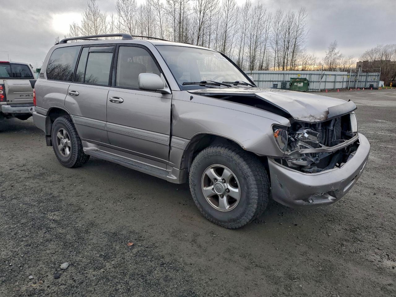 2002 Toyota Land Cruiser Silver vin: JTEHT05J722028828