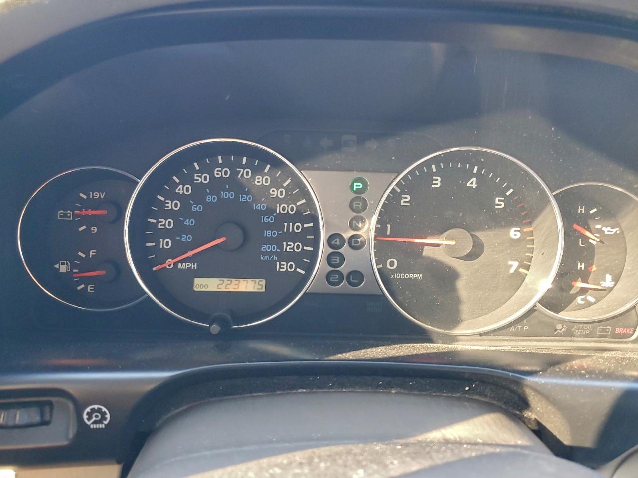 2003 Toyota Land Cruiser Maroon vin: JTEHT05J732045727