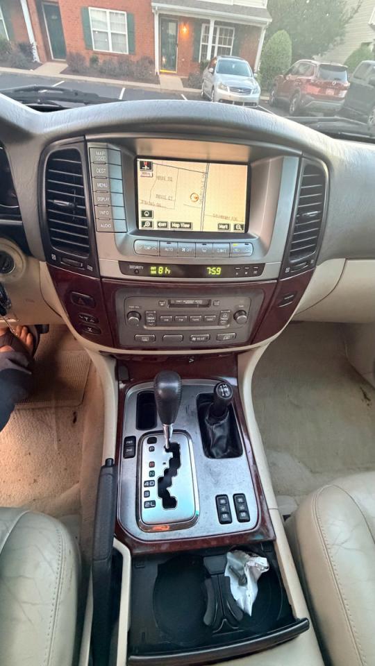2004 Toyota Land Cruiser Base Gold vin: JTEHT05J742060388