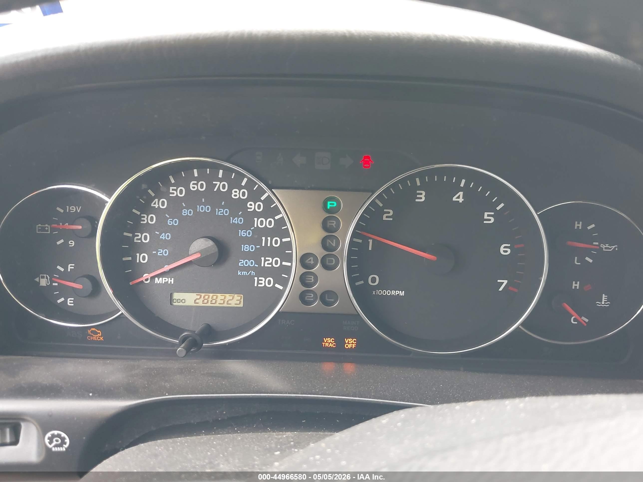 2004 Toyota Land Cruiser   Gray vin: JTEHT05J742063890