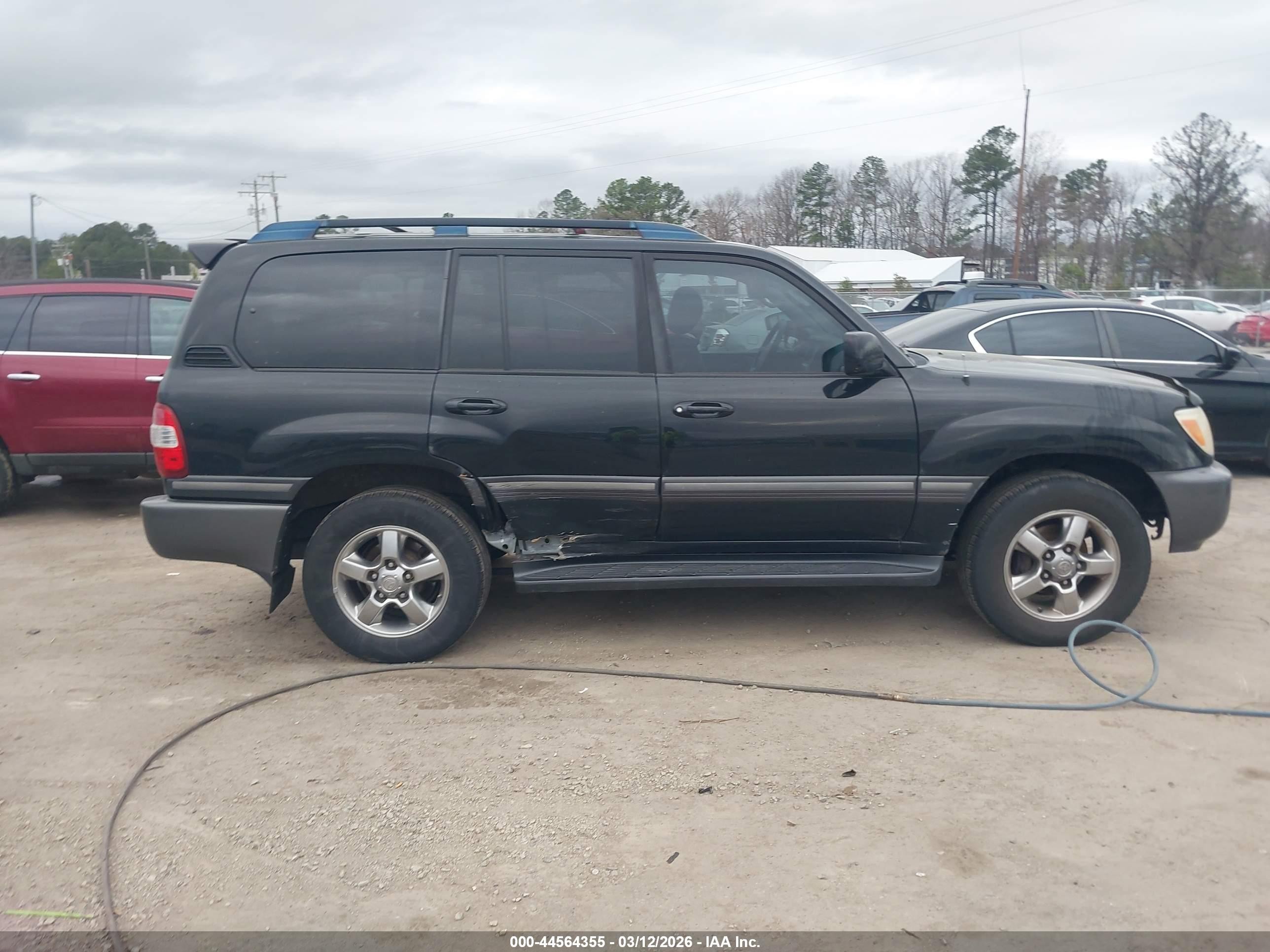 2007 Toyota Land Cruiser V8 Black vin: JTEHT05J772104507