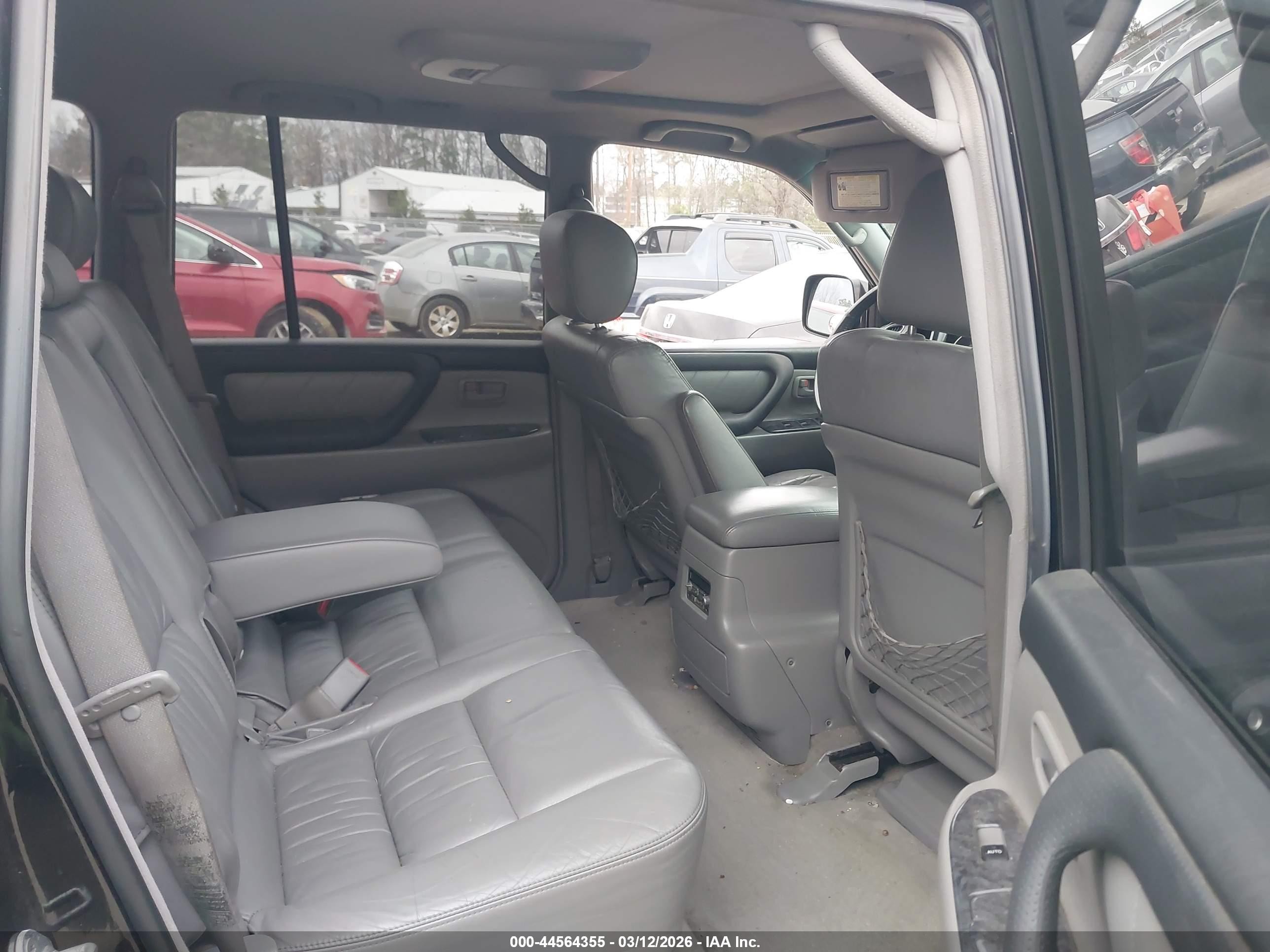 2007 Toyota Land Cruiser V8 Black vin: JTEHT05J772104507