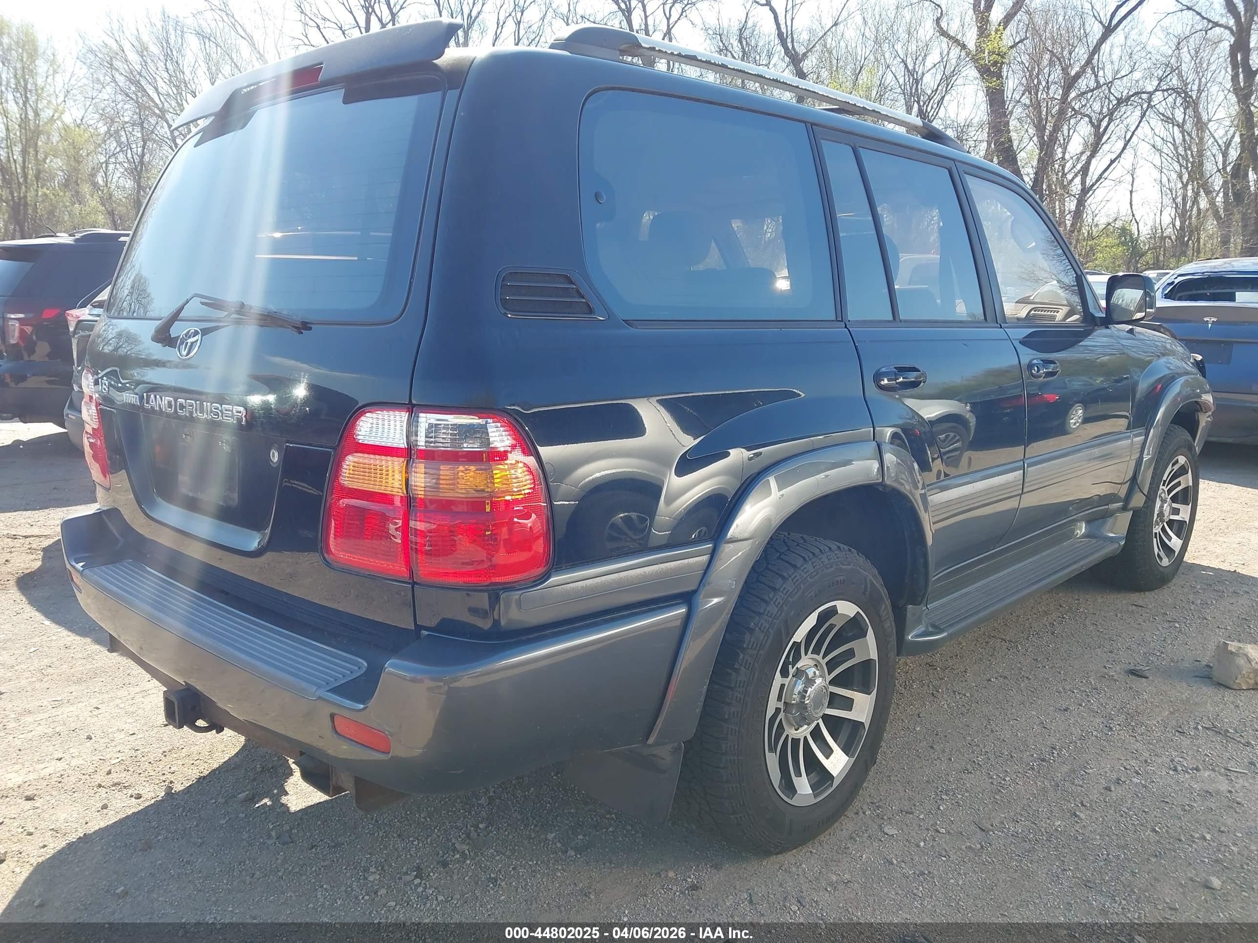 2001 Toyota Land Cruiser   Black vin: JTEHT05J812002088