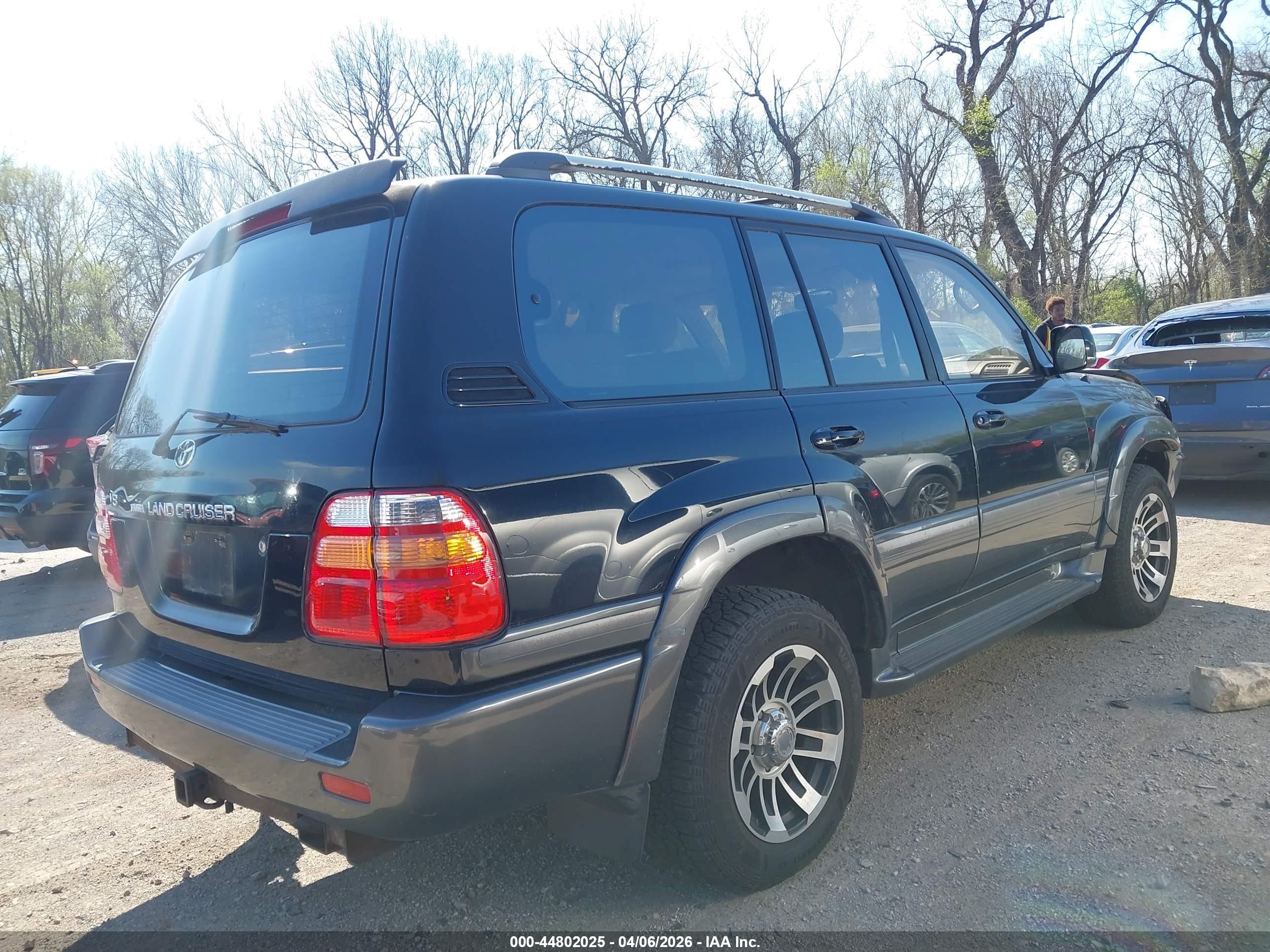 2001 Toyota Land Cruiser   Black vin: JTEHT05J812002088