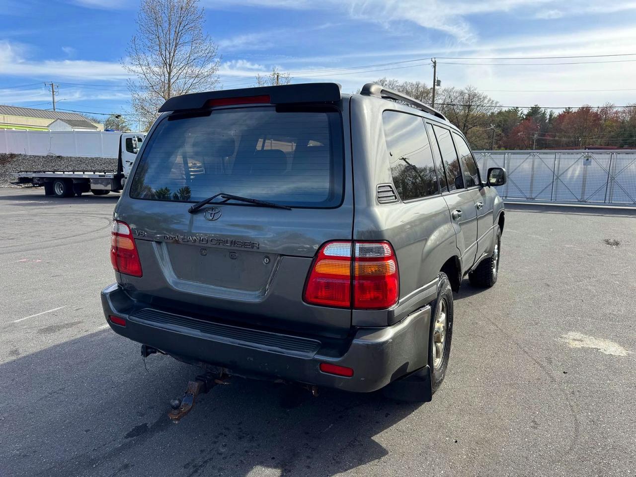 2002 Toyota Land Cruiser Base Black vin: JTEHT05J822017210