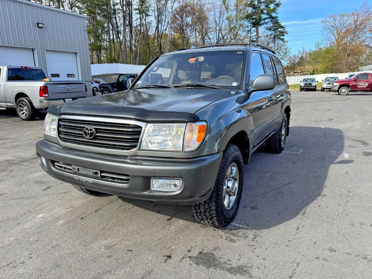 2002 Toyota Land Cruiser Base Black vin: JTEHT05J822017210