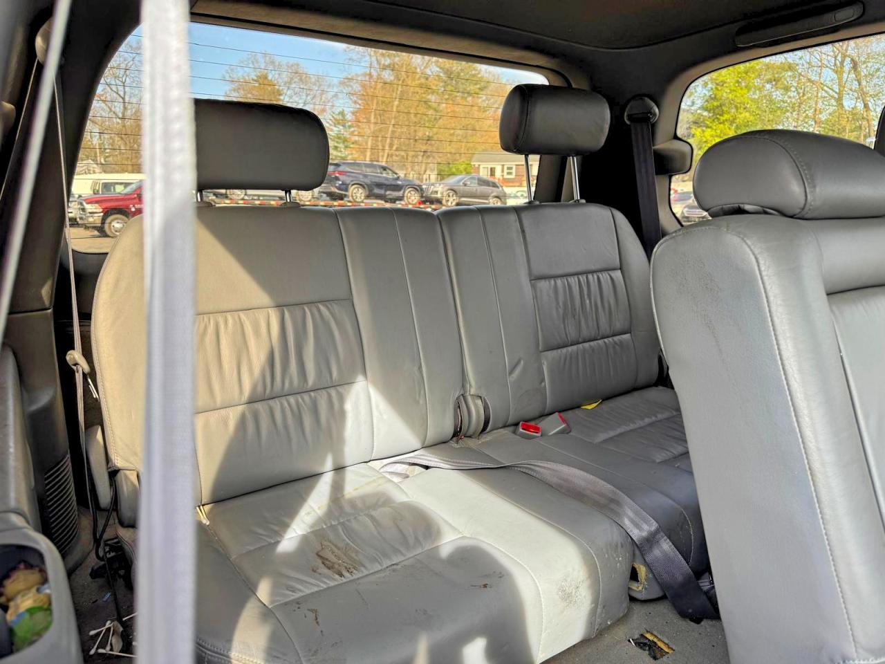 2002 Toyota Land Cruiser Base Black vin: JTEHT05J822017210