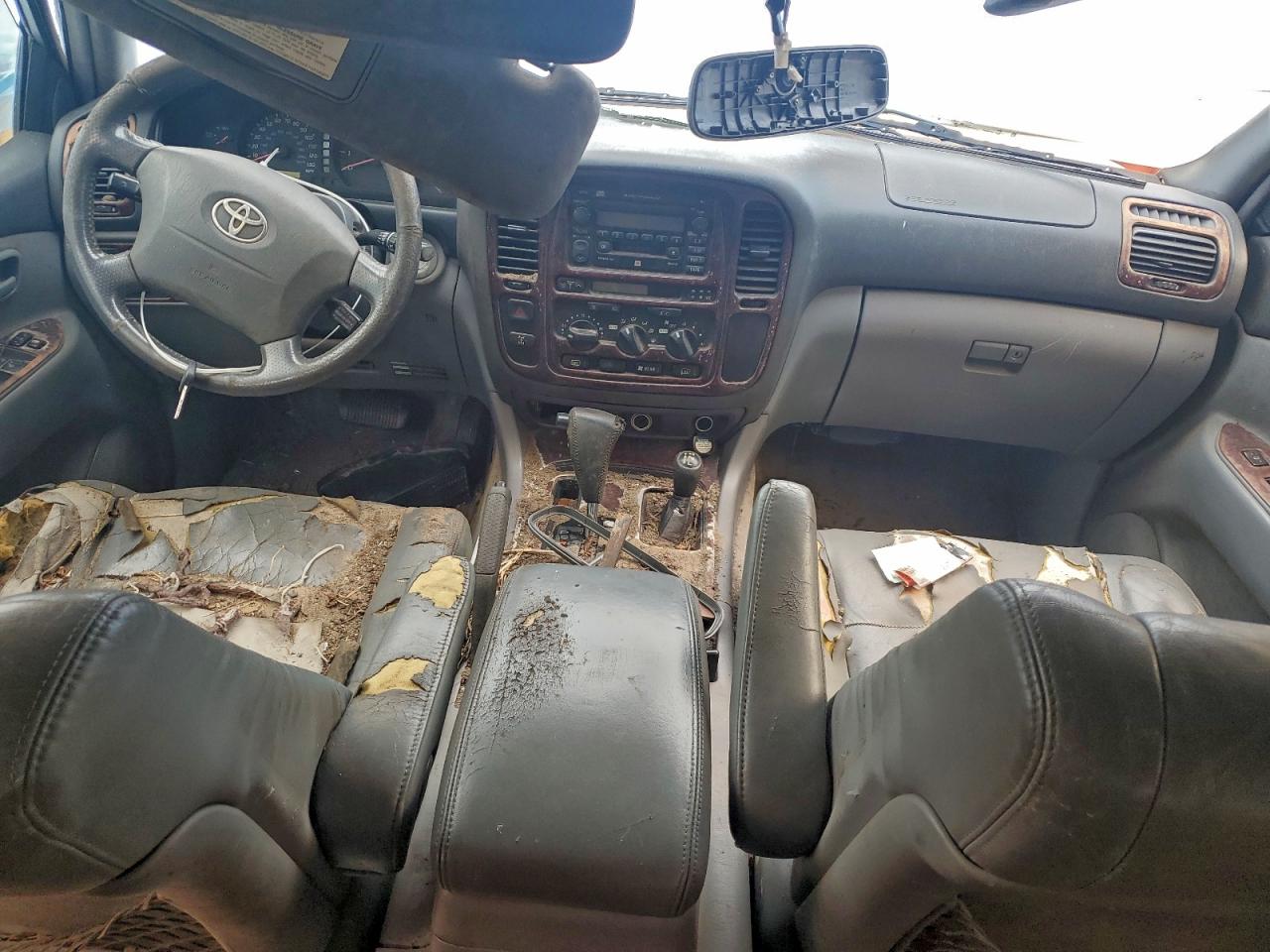 2002 Toyota Land Cruiser White vin: JTEHT05J822020835