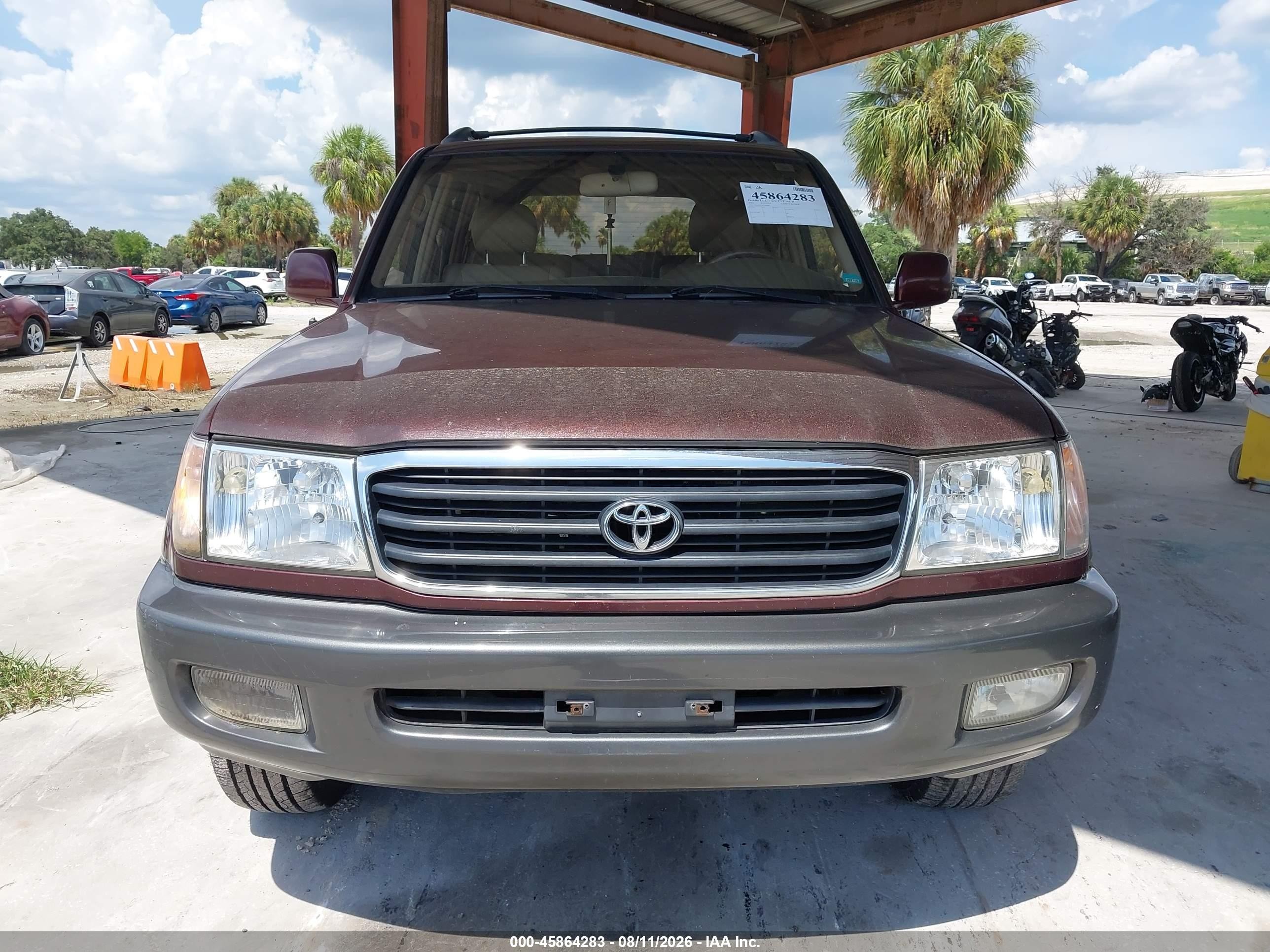 2002 Toyota Land Cruiser   Burgundy vin: JTEHT05J822028062