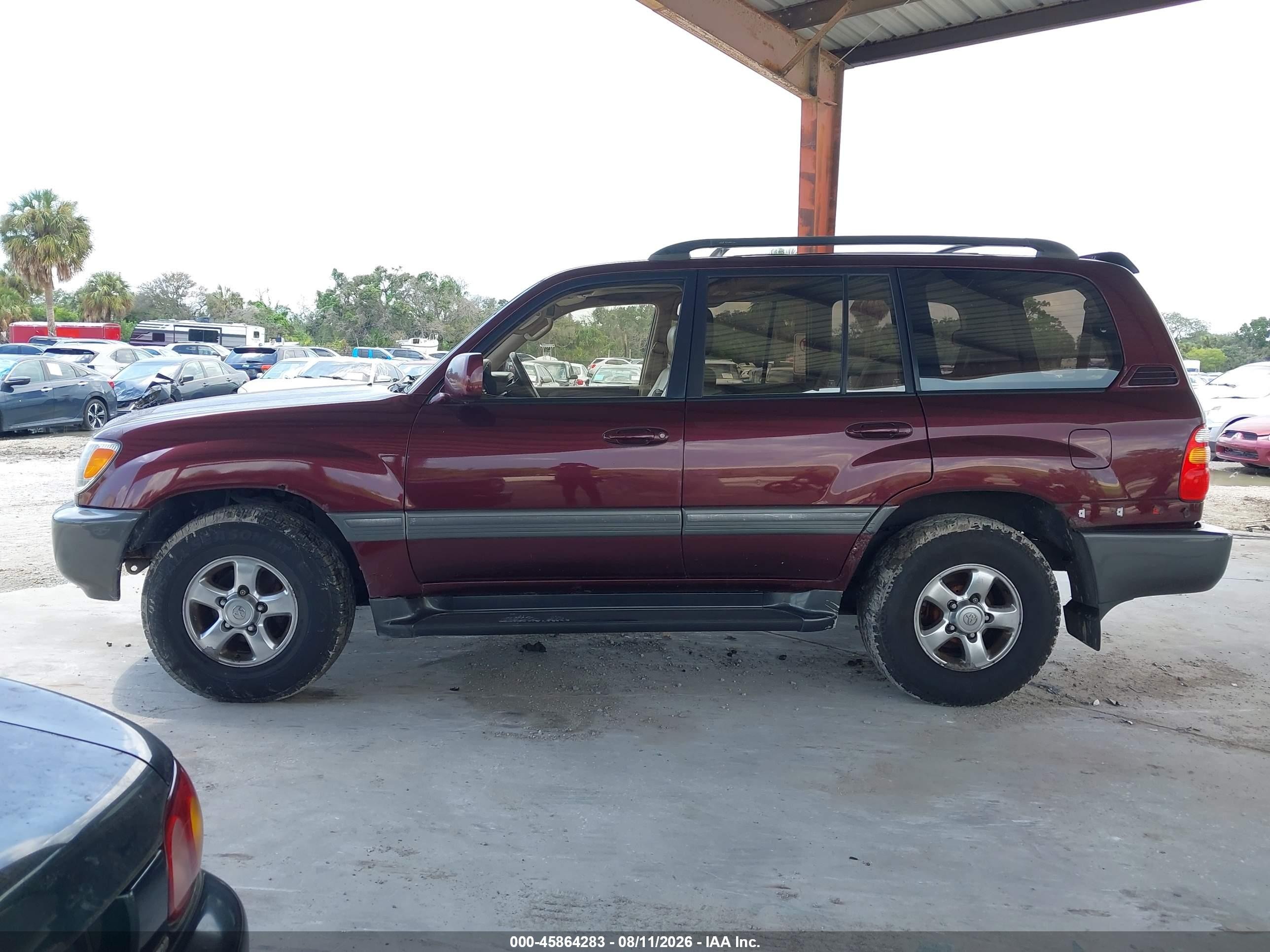 2002 Toyota Land Cruiser   Burgundy vin: JTEHT05J822028062