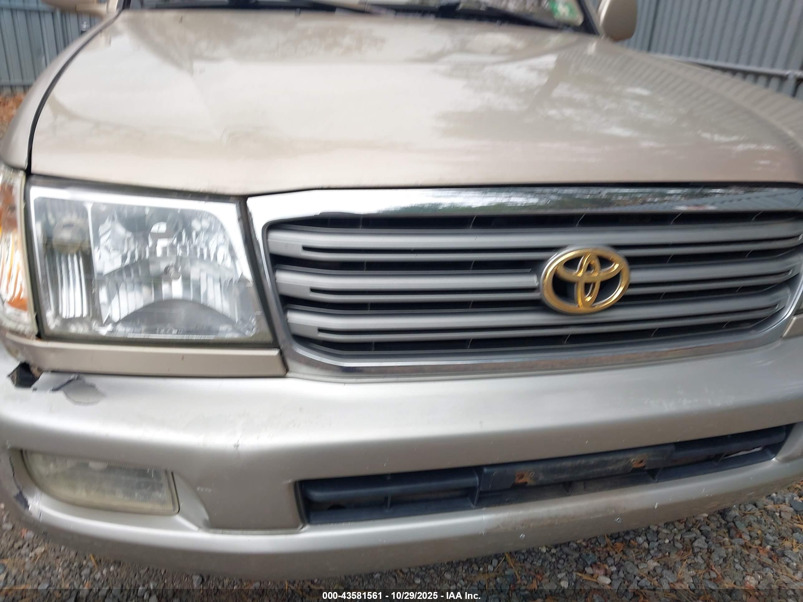 2003 Toyota Land Cruiser   Tan vin: JTEHT05J832035756