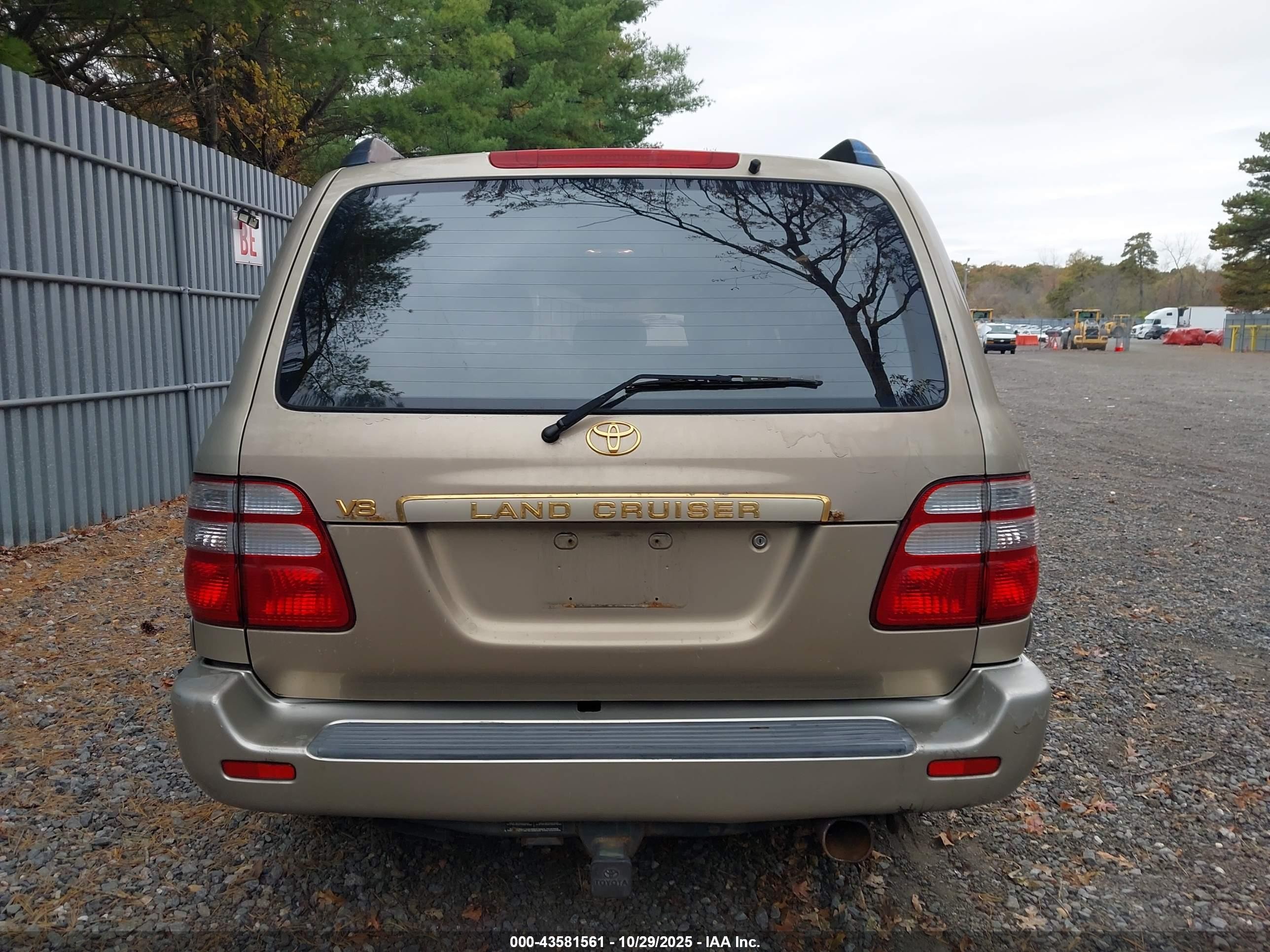 2003 Toyota Land Cruiser   Tan vin: JTEHT05J832035756