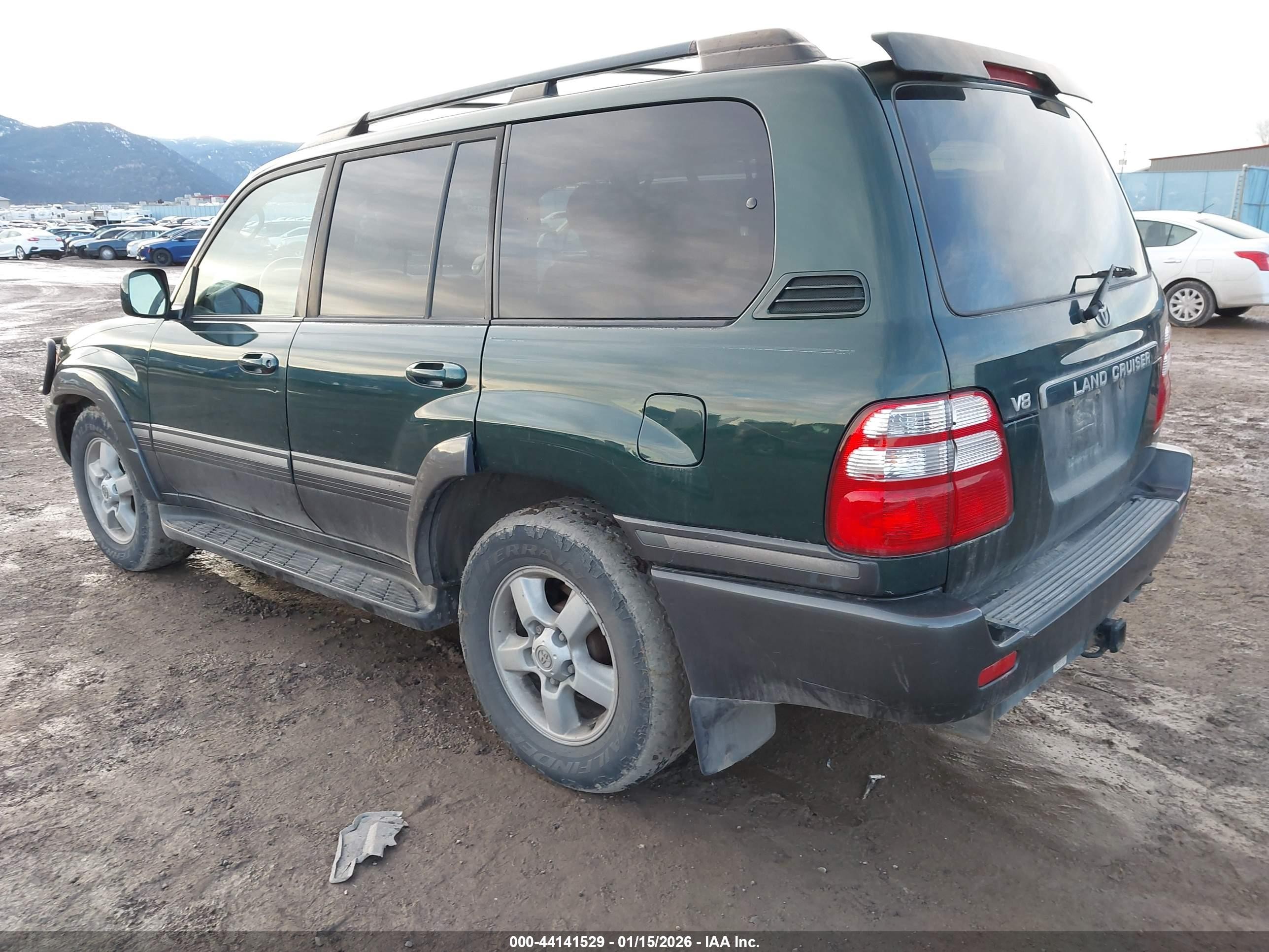 2004 Toyota Land Cruiser   Зеленый vin: JTEHT05J842060187