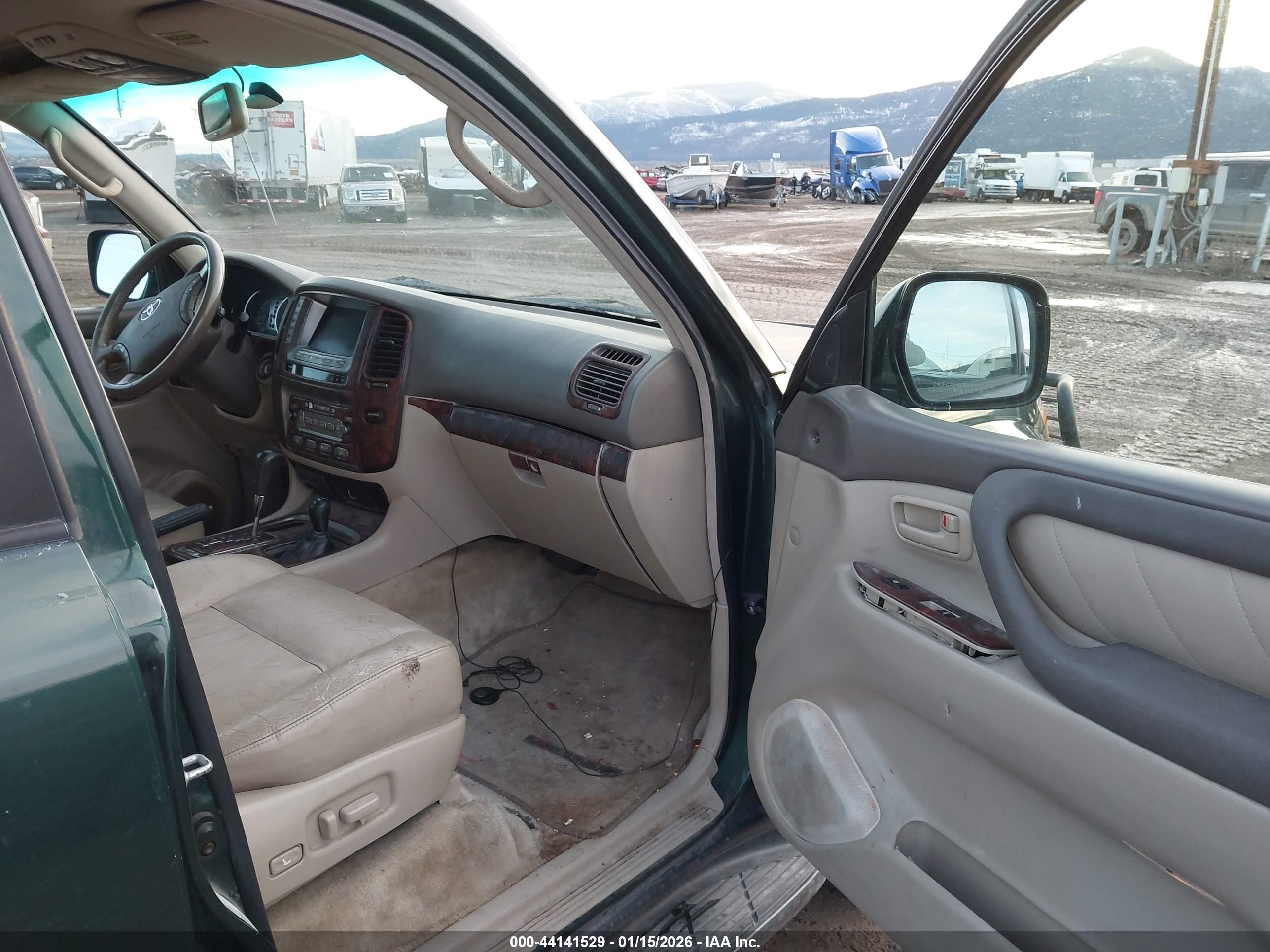 2004 Toyota Land Cruiser   Зеленый vin: JTEHT05J842060187