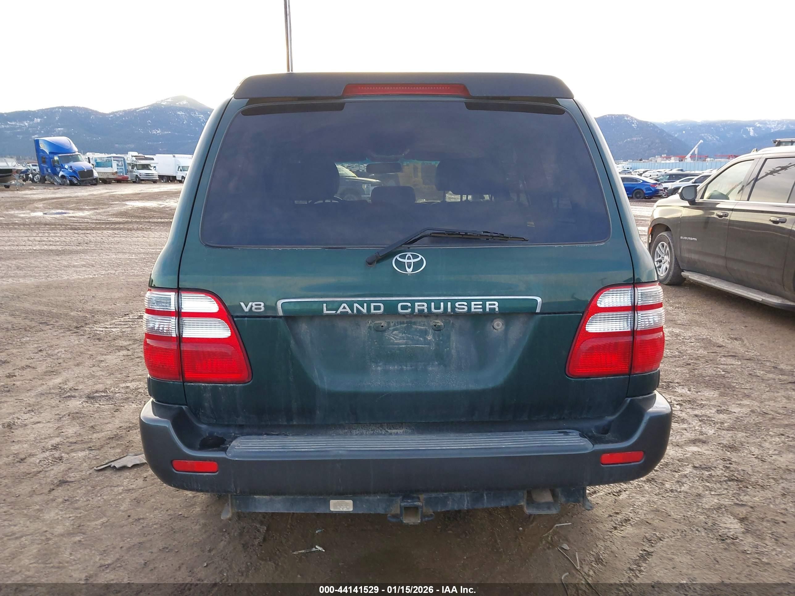 2004 Toyota Land Cruiser   Зеленый vin: JTEHT05J842060187