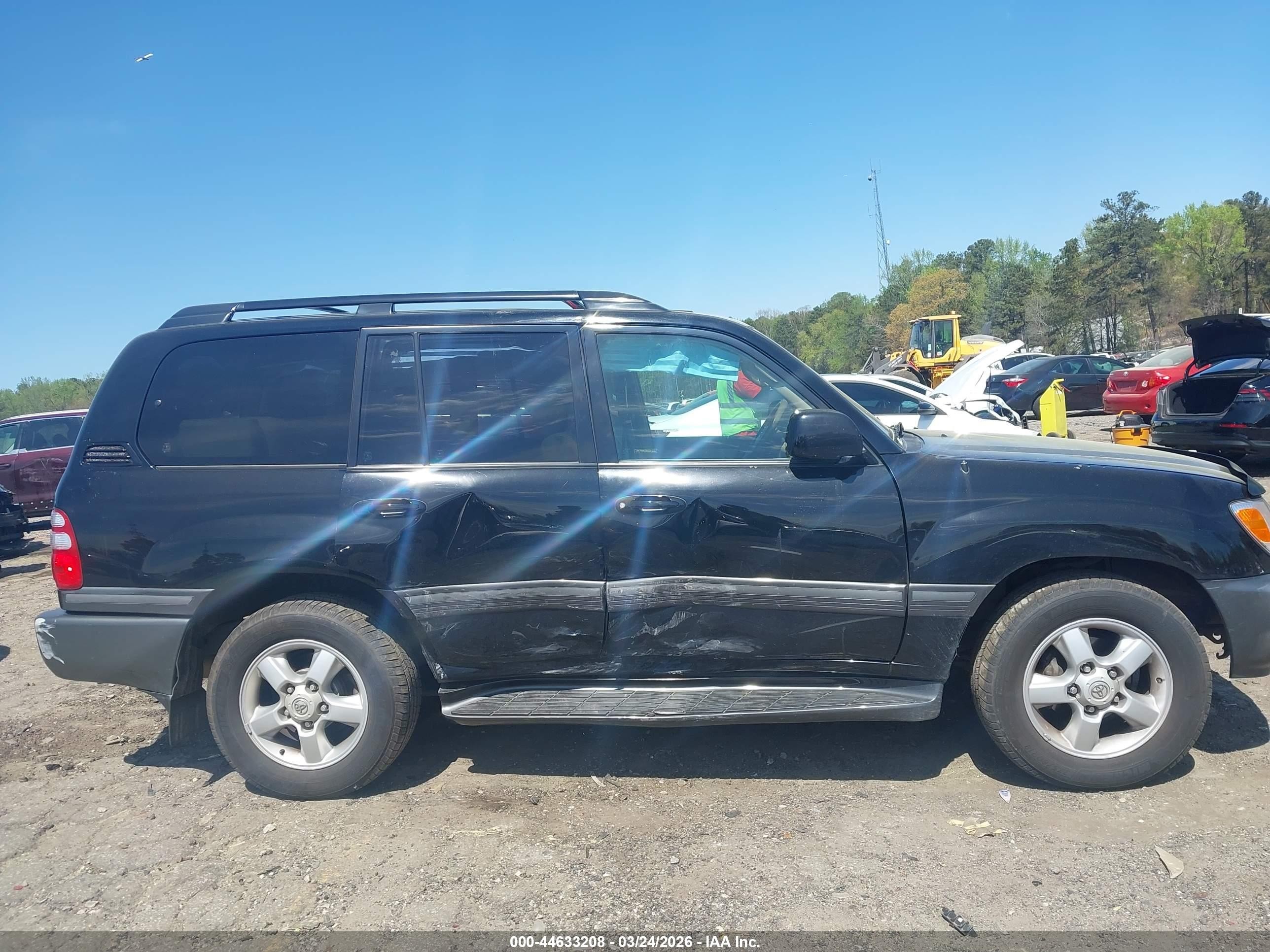 2004 Toyota Land Cruiser   Черный vin: JTEHT05J842065650