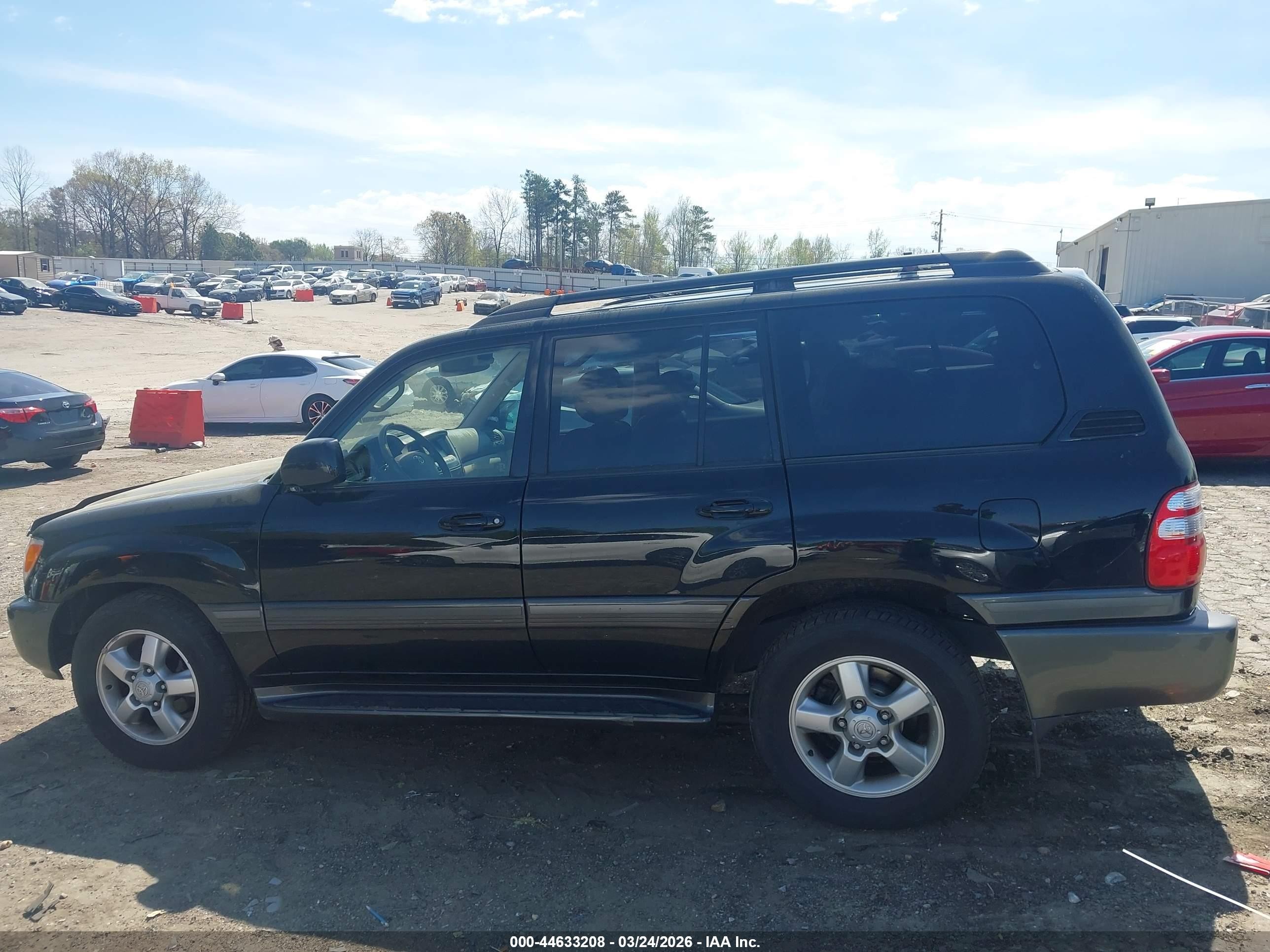 2004 Toyota Land Cruiser   Черный vin: JTEHT05J842065650