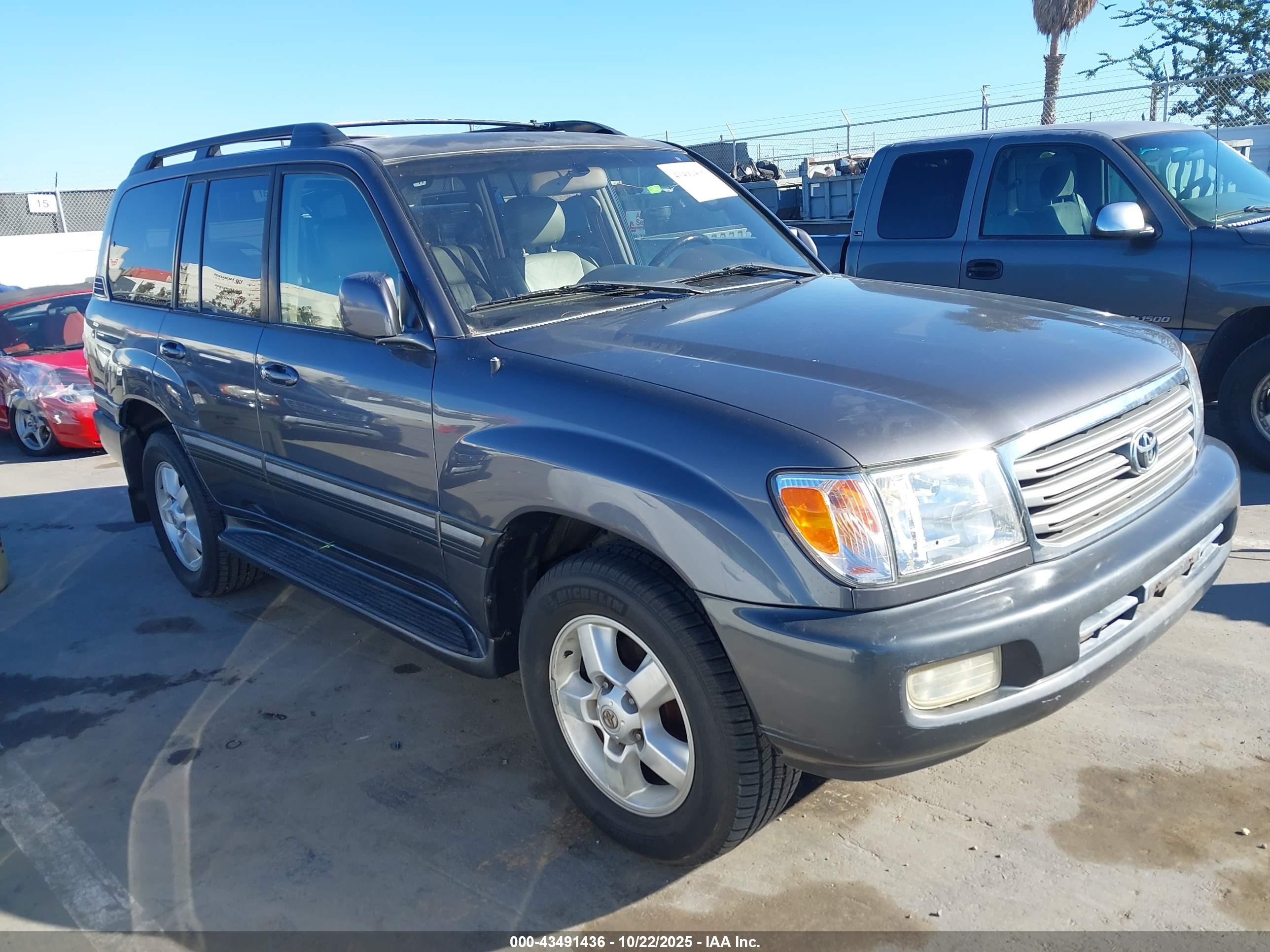 2004 Toyota Land Cruiser   Серый vin: JTEHT05J942068041