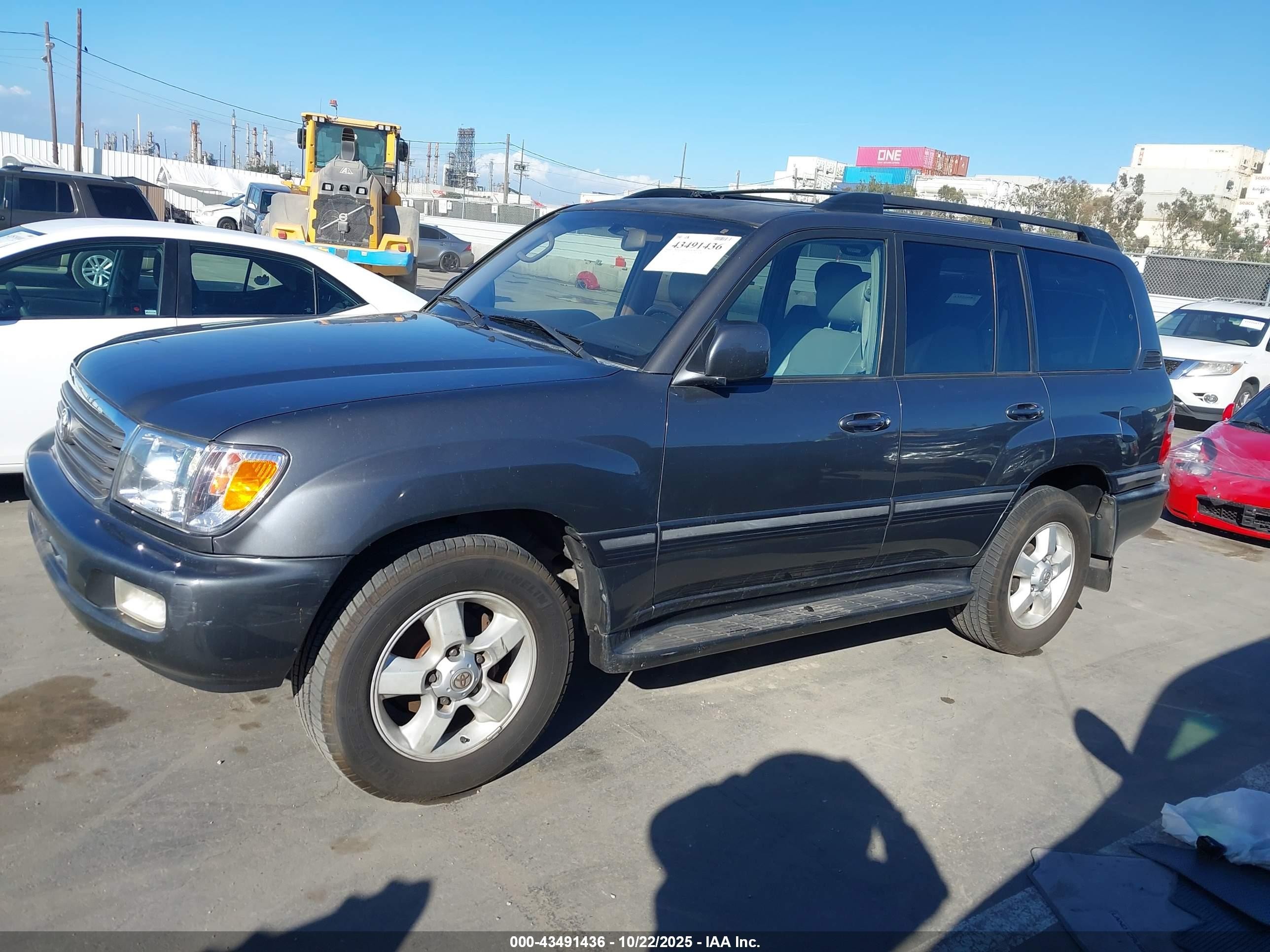 2004 Toyota Land Cruiser   Серый vin: JTEHT05J942068041