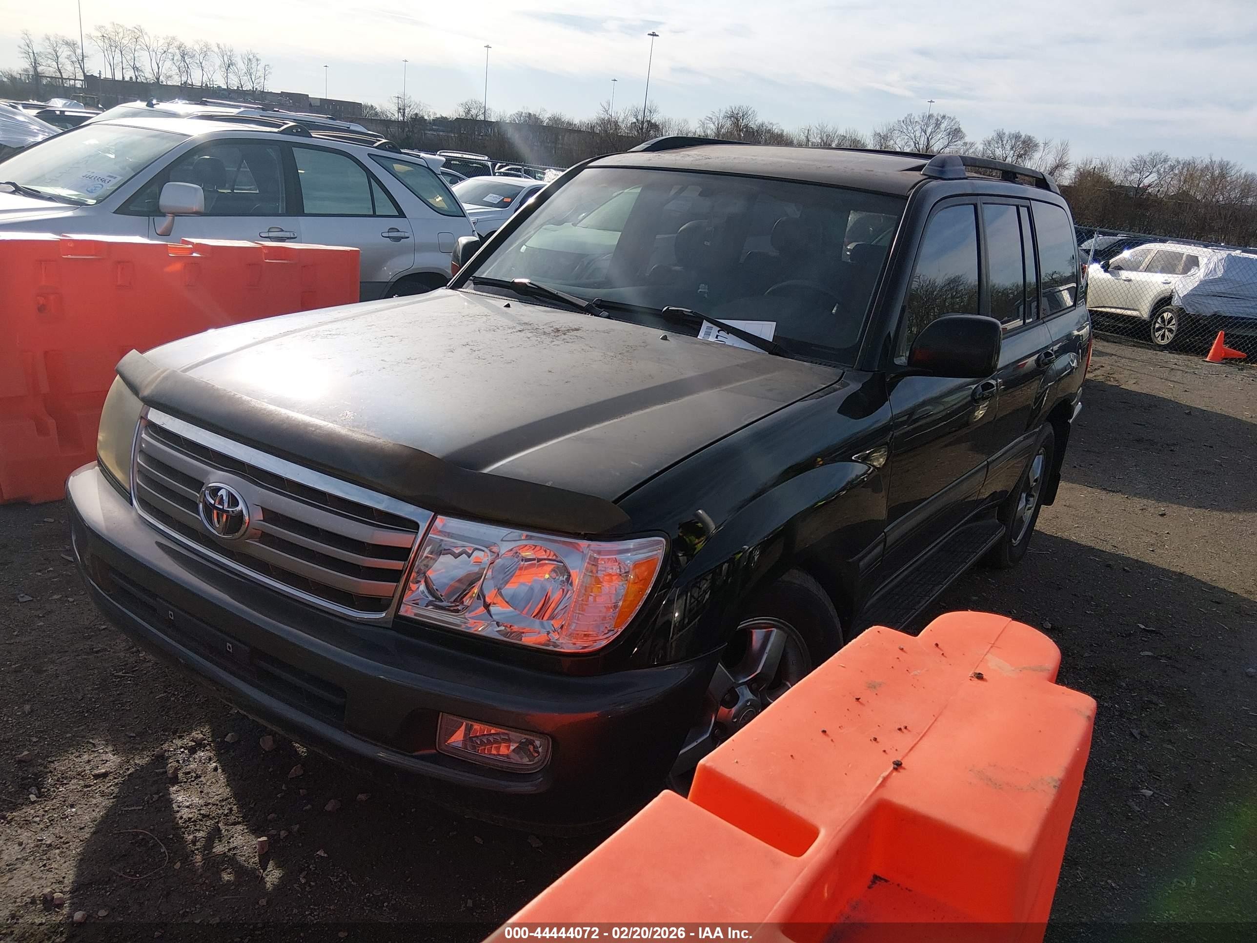 2006 Toyota Land Cruiser V8 Black vin: JTEHT05J962085490