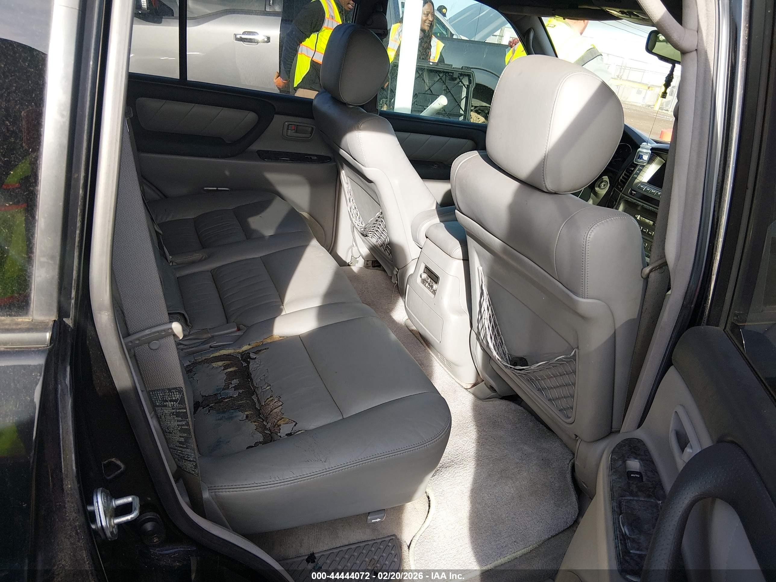 2006 Toyota Land Cruiser V8 Black vin: JTEHT05J962085490